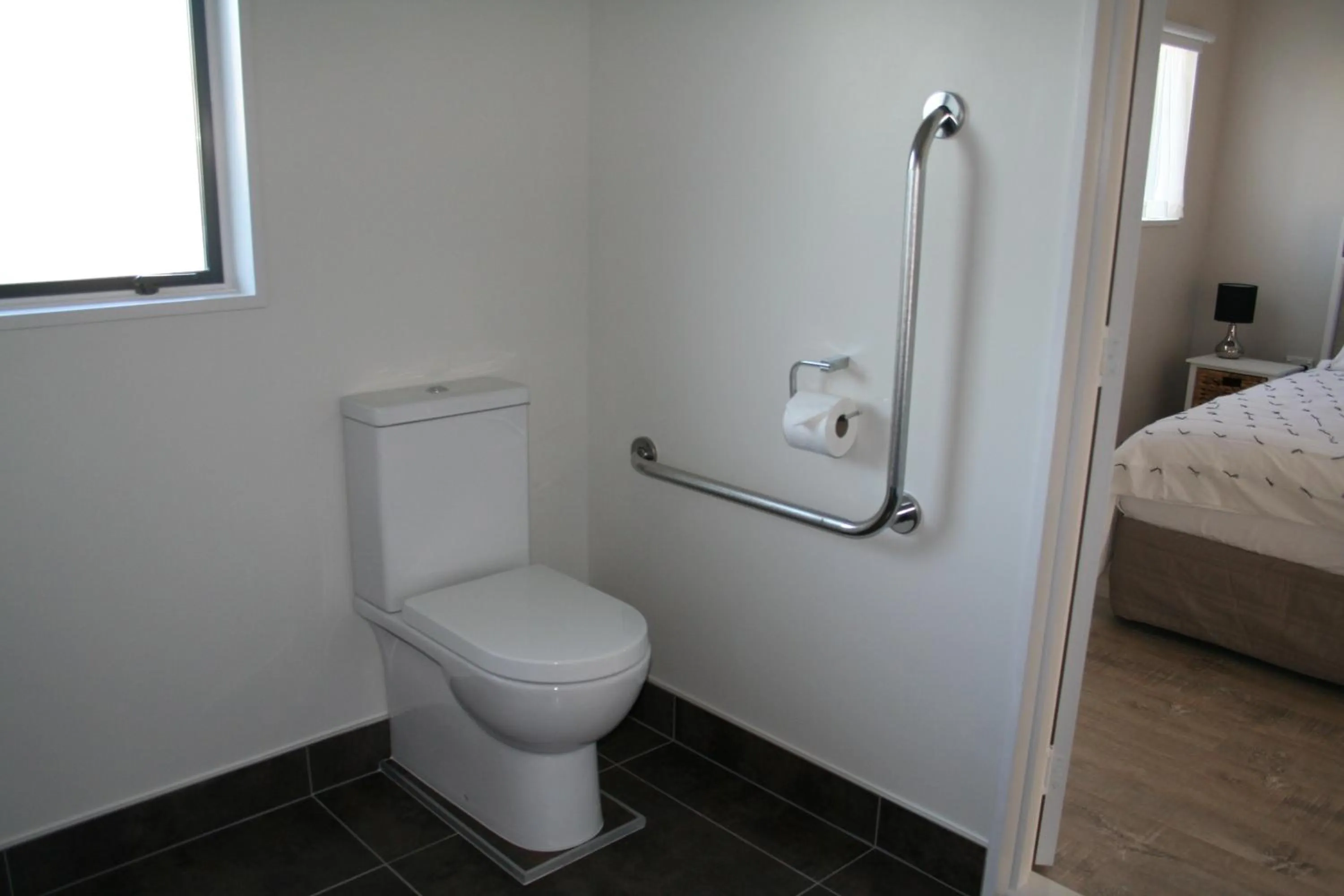 AHAVA Bed & Breakfast