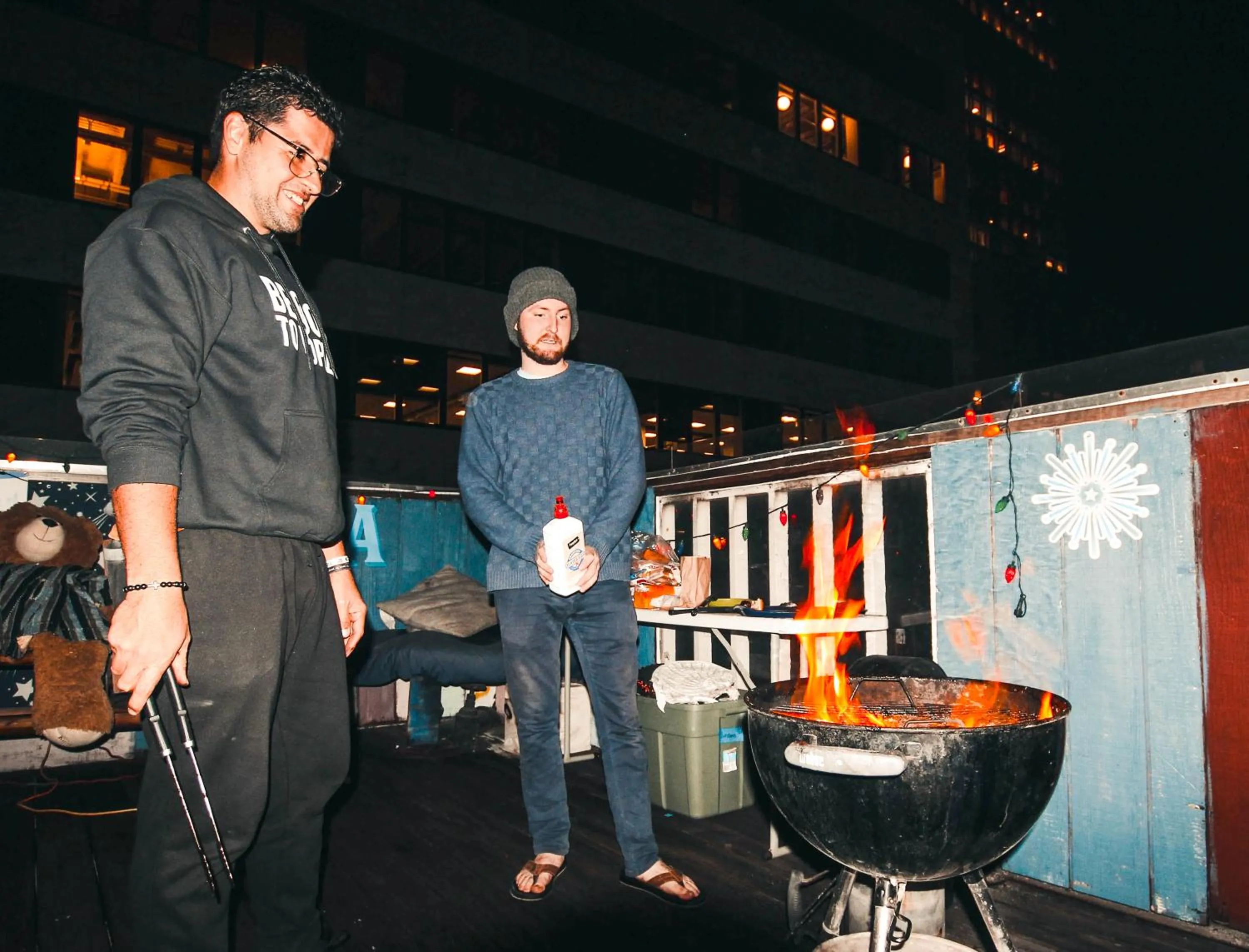 People in ITH San Francisco Pacific Tradewinds Backpacker Hostel