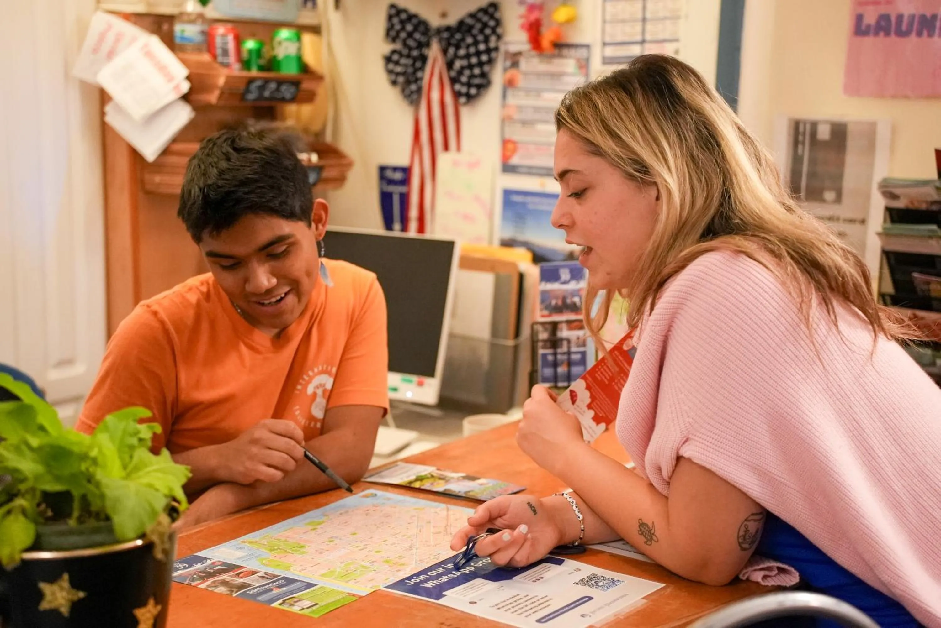 Lobby or reception in ITH San Francisco Pacific Tradewinds Backpacker Hostel