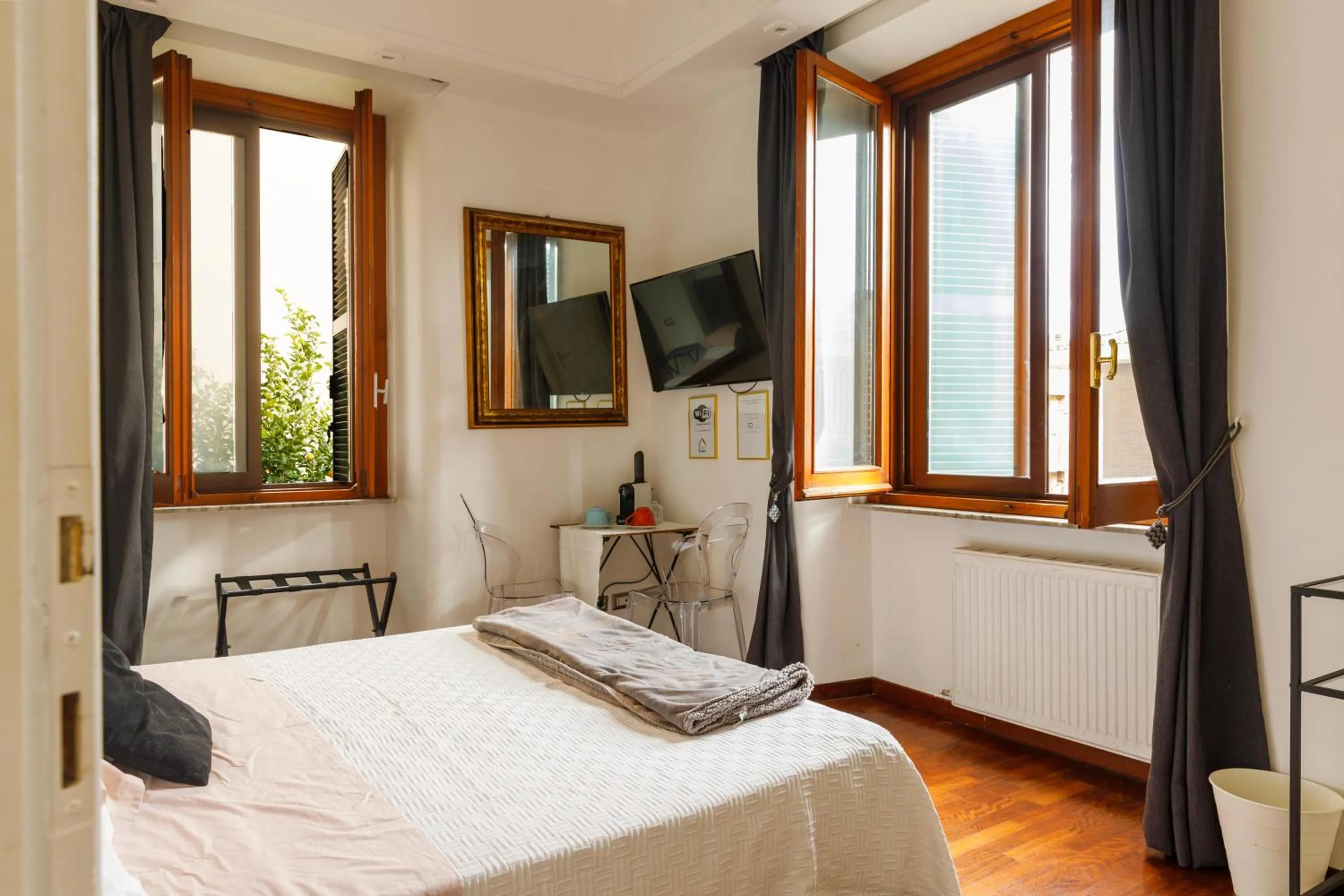 View (from property/room), Bed in EMI's Guest House