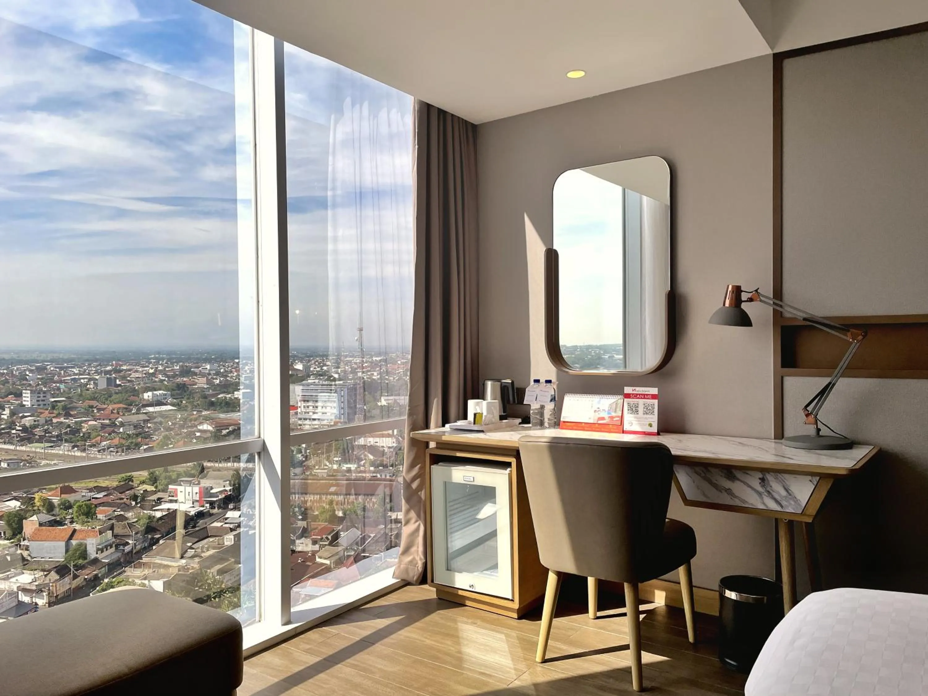 Seating area in Swiss-Belhotel Solo