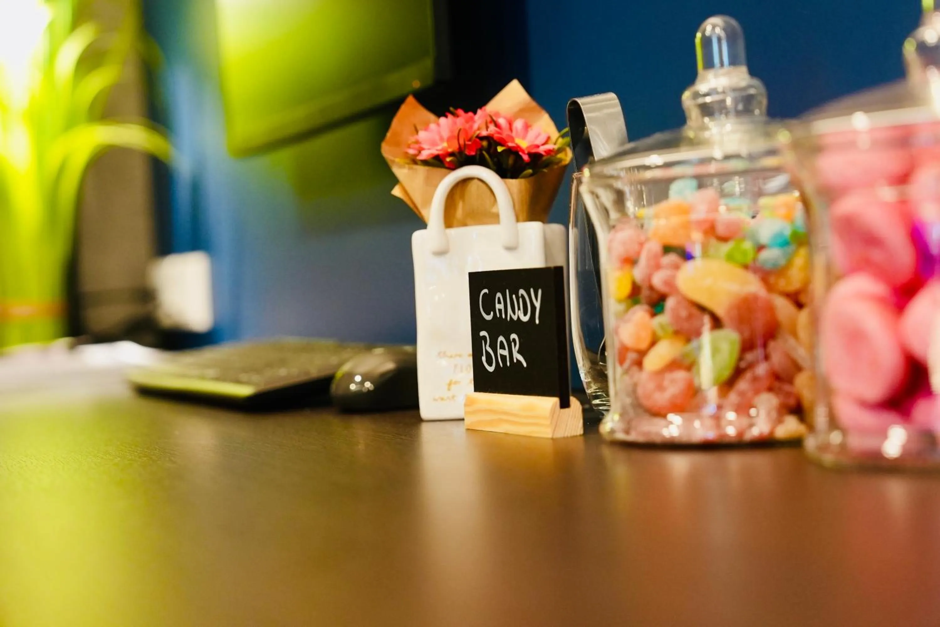 Arthotel Ambassador Wiesbaden - FREE PARKING