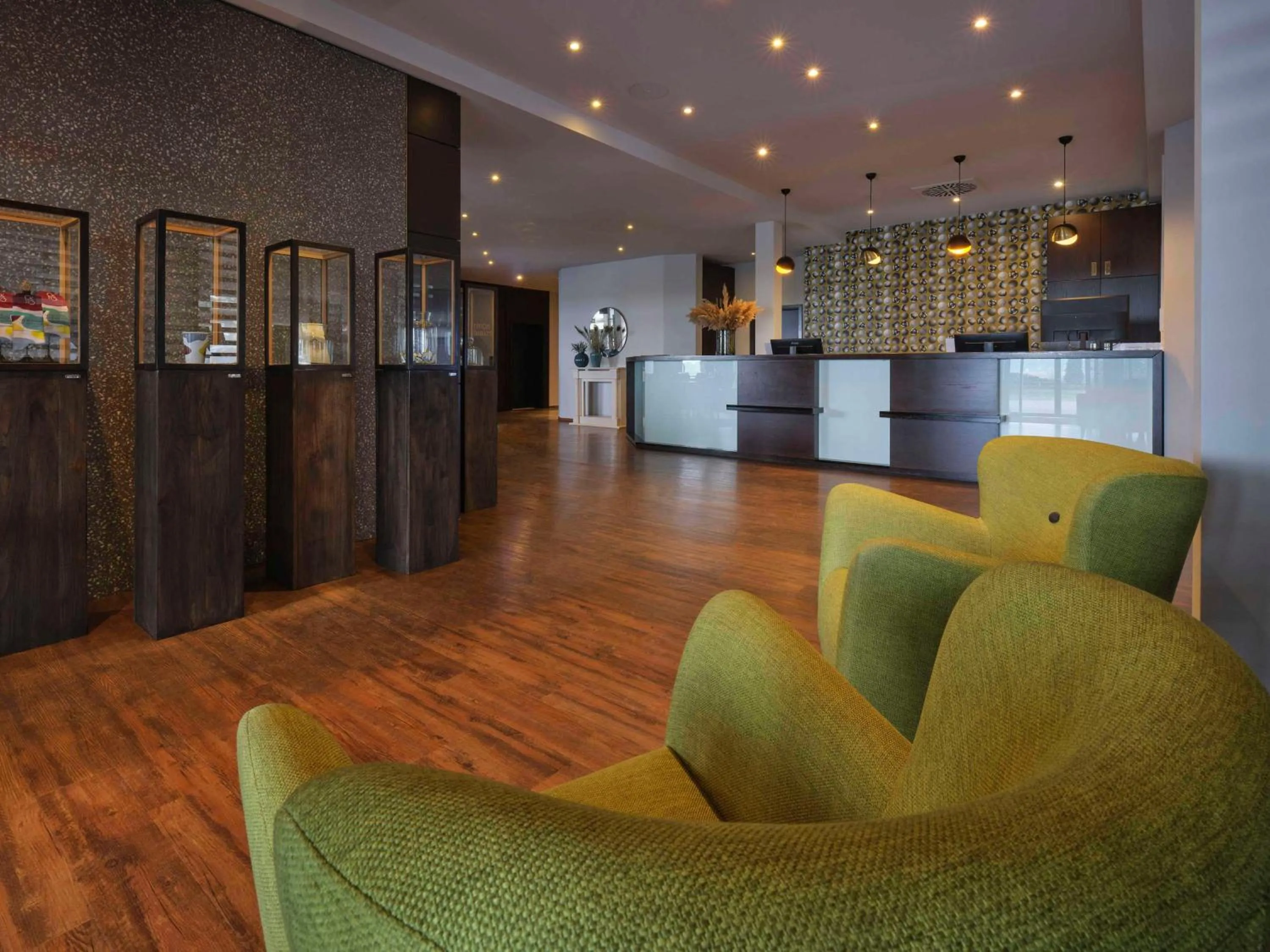 Lobby or reception in Classik Hotel Magdeburg