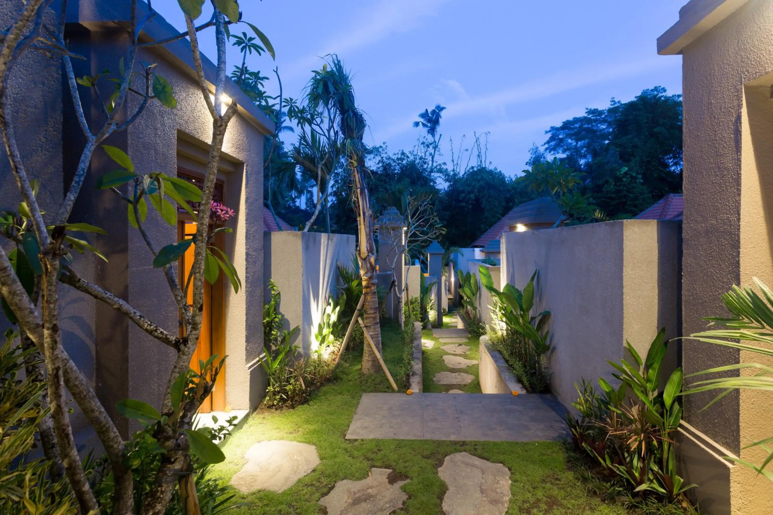 Facade/entrance in de Metra Villa Ubud by GenuineHost