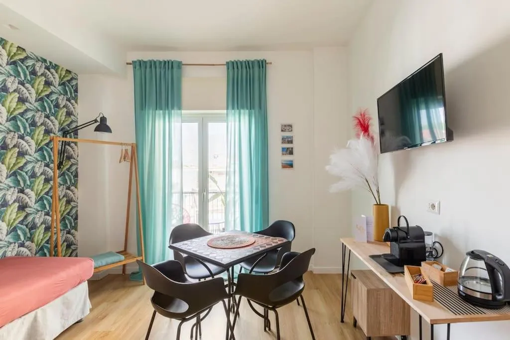 Coffee/tea facilities, Bed in Tufo Giallo Rooms