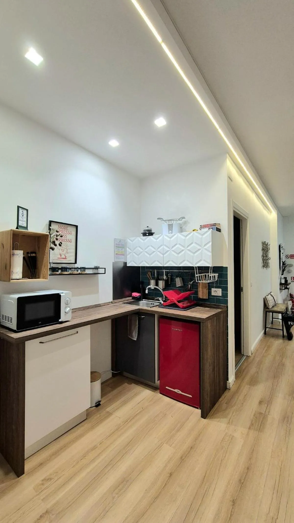 Kitchen or kitchenette in Tufo Giallo Rooms