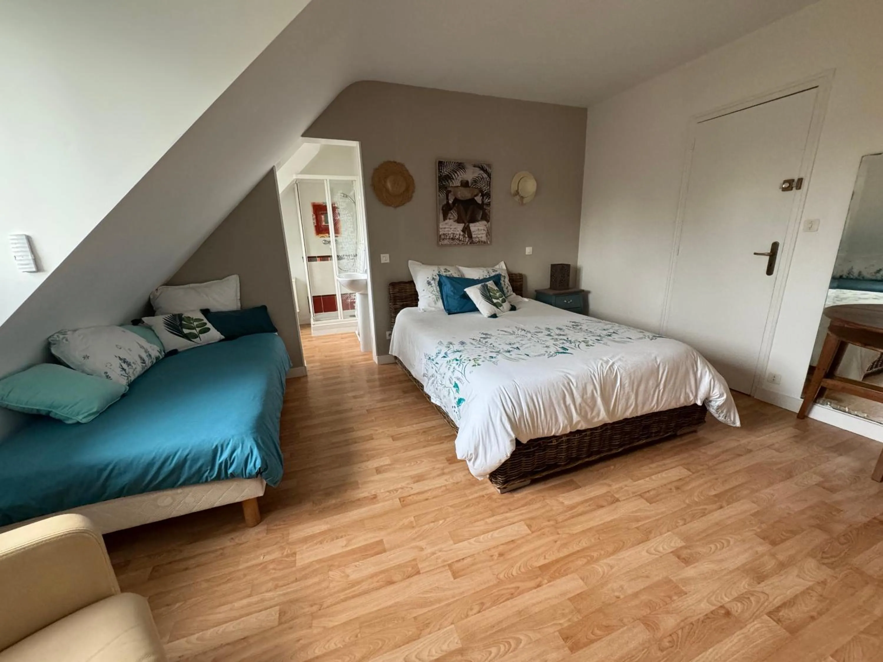 Bedroom, Bed in Aux portes de Pornichet, Chambres d'hôtes Ty'Sacha