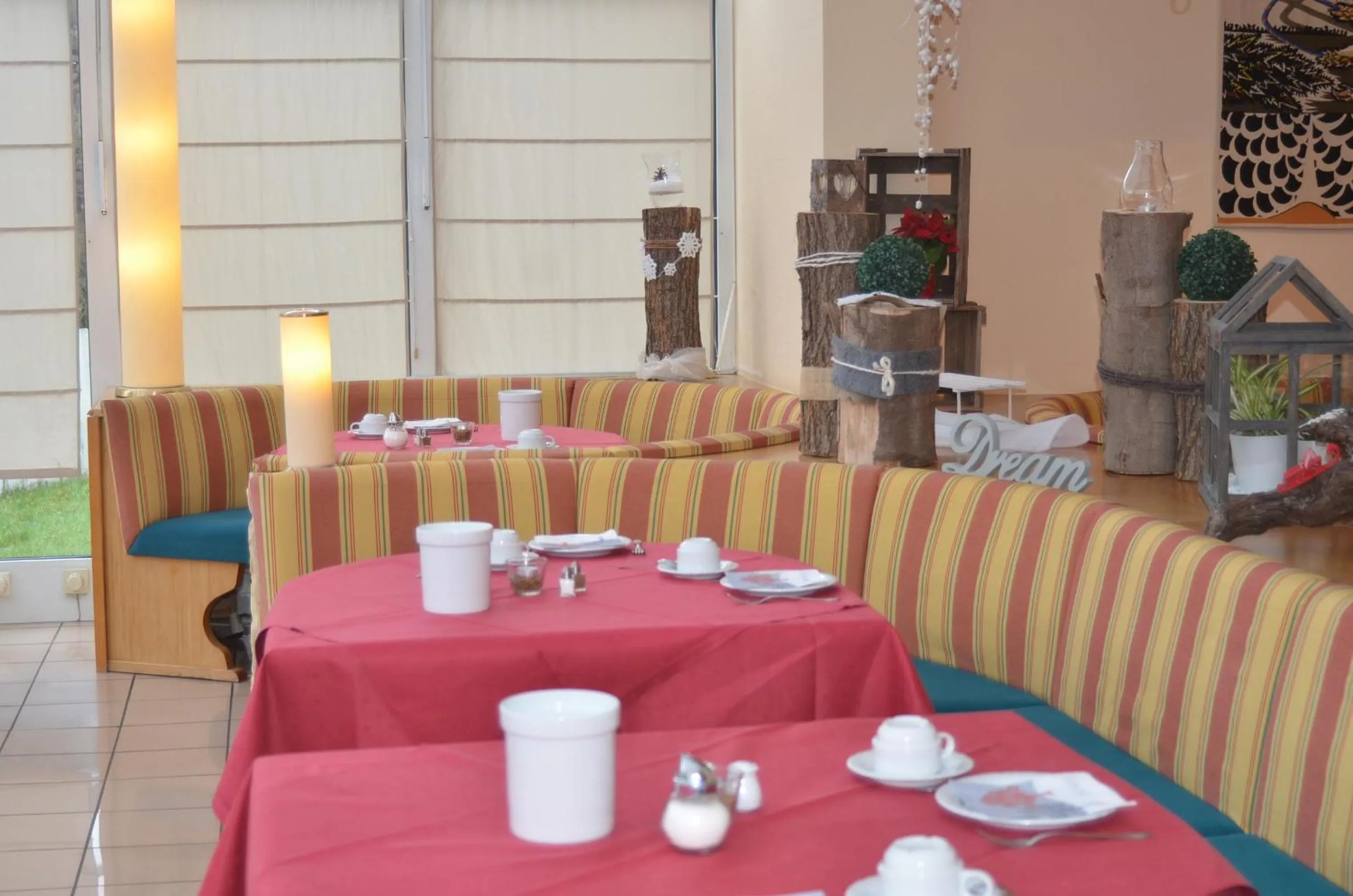 Restaurant/places to eat in Eppelborner Hof