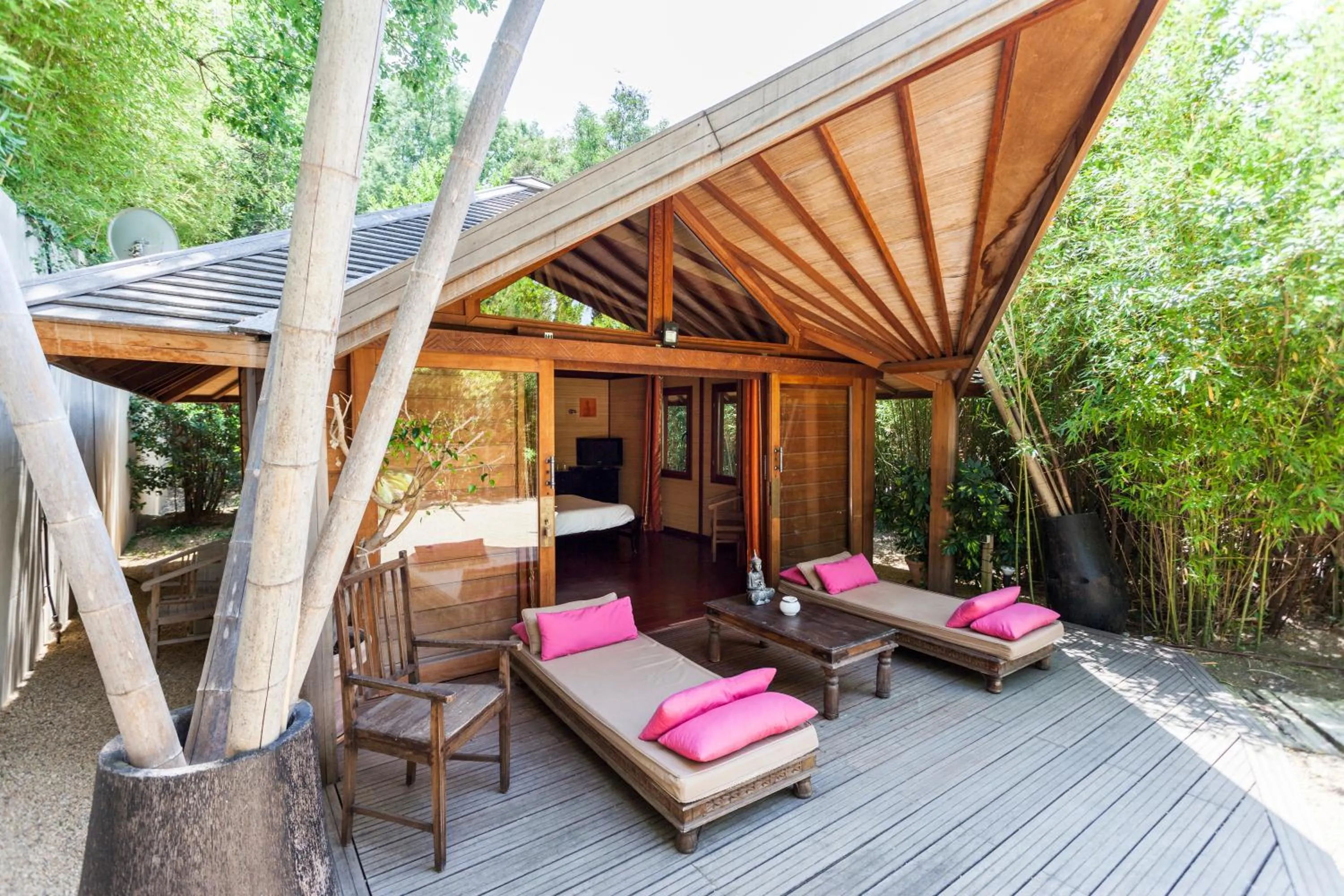 Patio in Domaine Les Mésanges