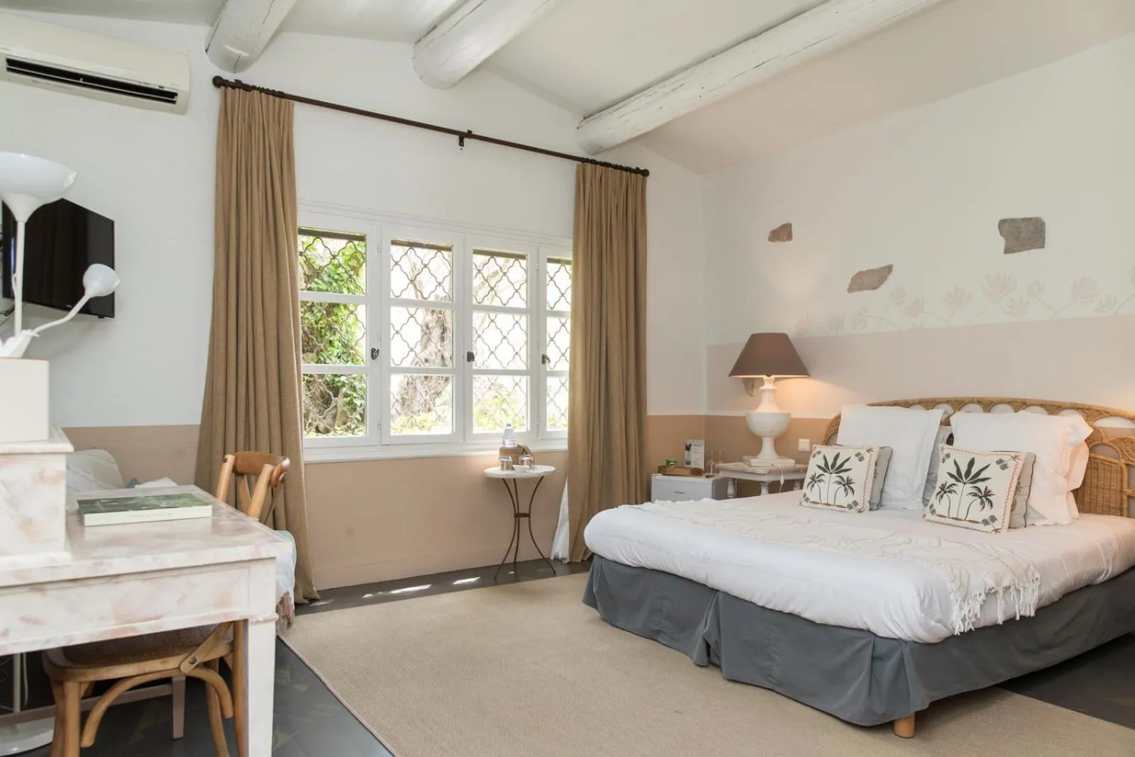 Comfort Double Room in Domaine Les Mésanges