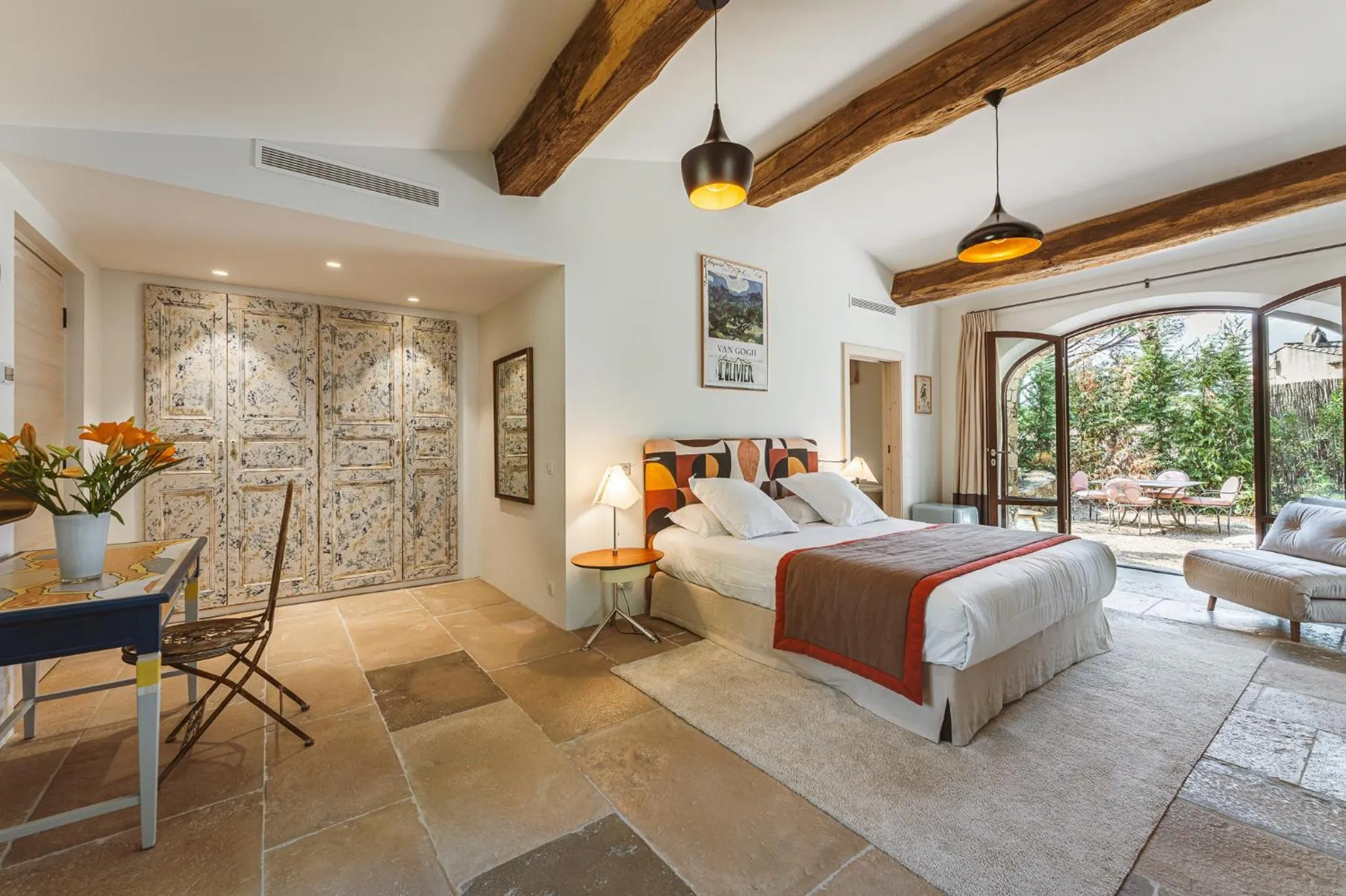 Bed in Domaine Les Mésanges