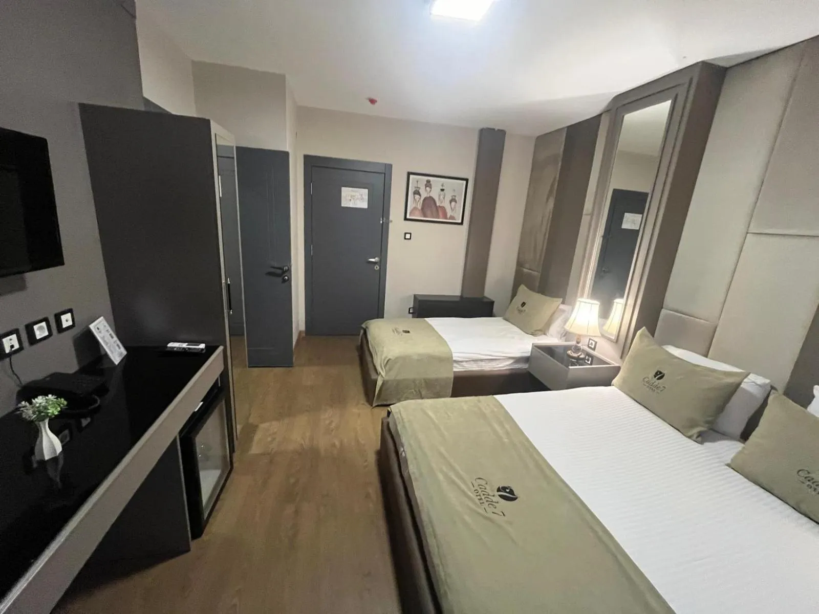 Bathroom, Bed in Cadde 7 Otel