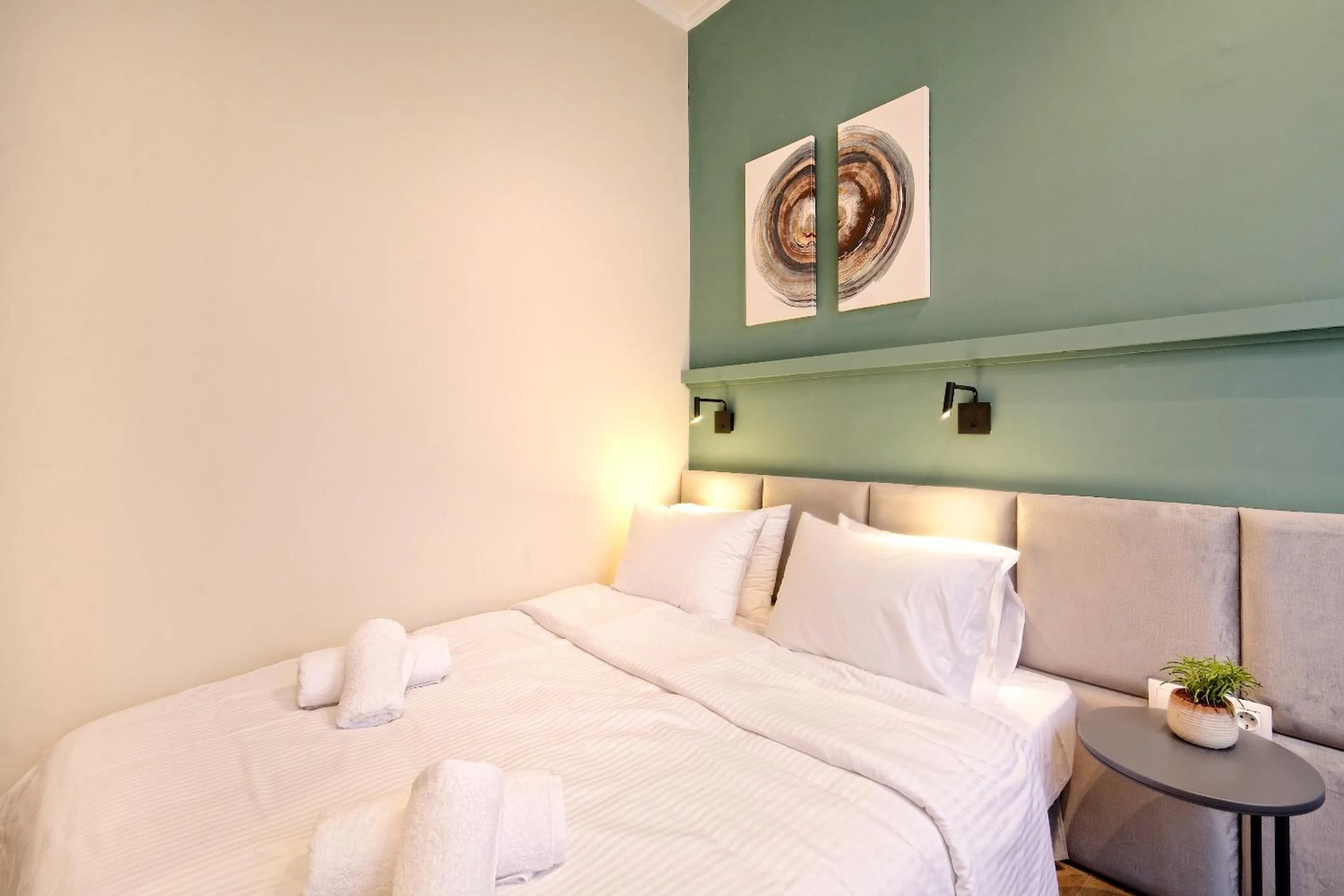 Bed in The Flirty Athens apartment