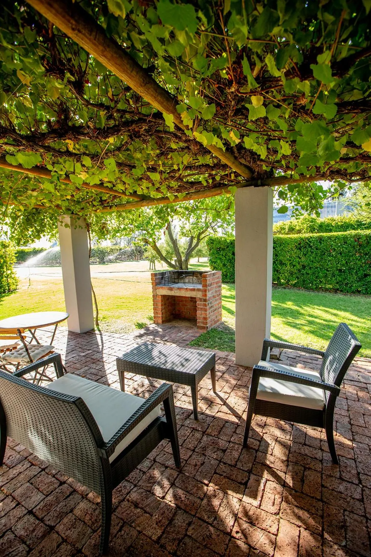 BBQ facilities in Saronsberg Vineyard Cottages