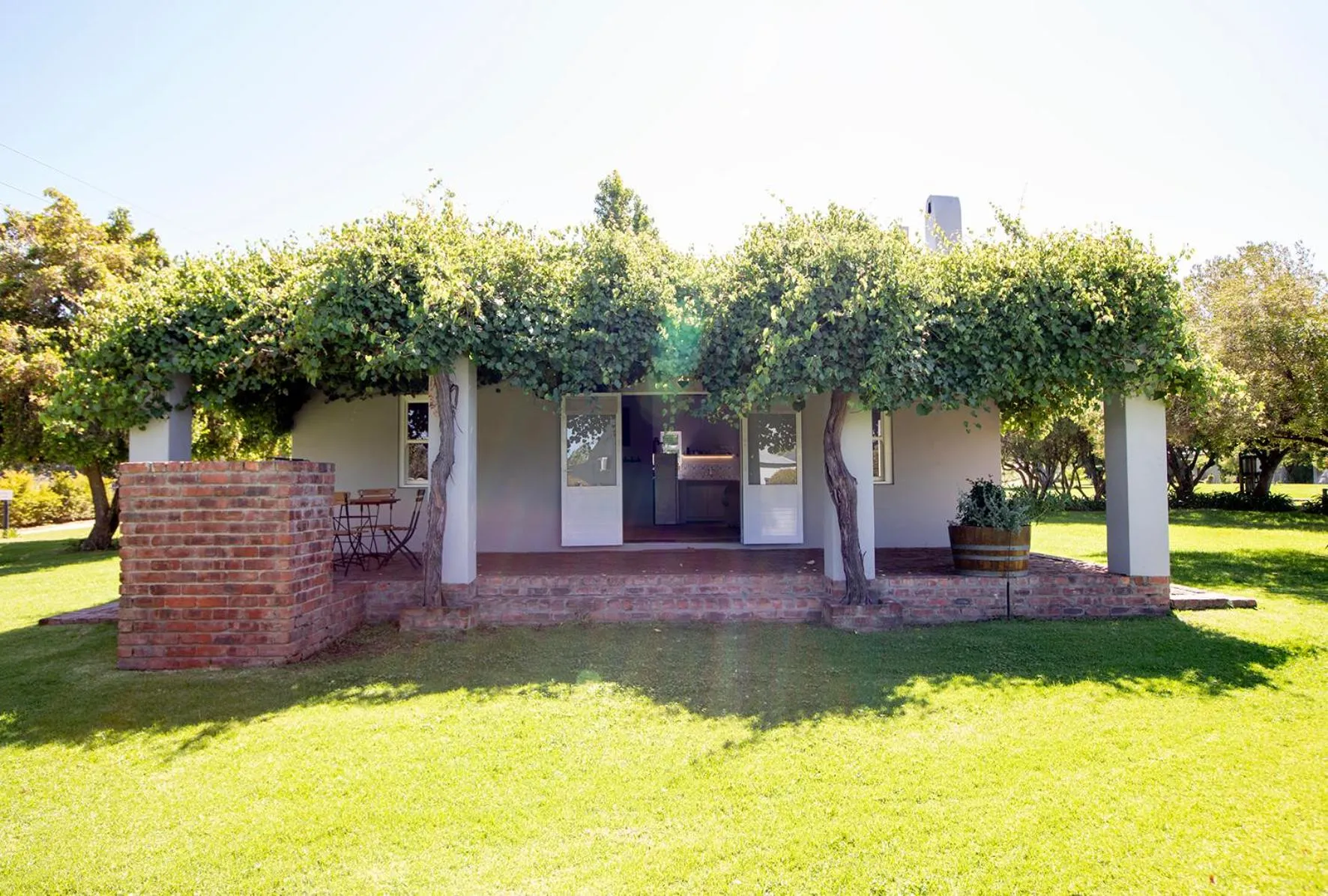 Patio in Saronsberg Vineyard Cottages
