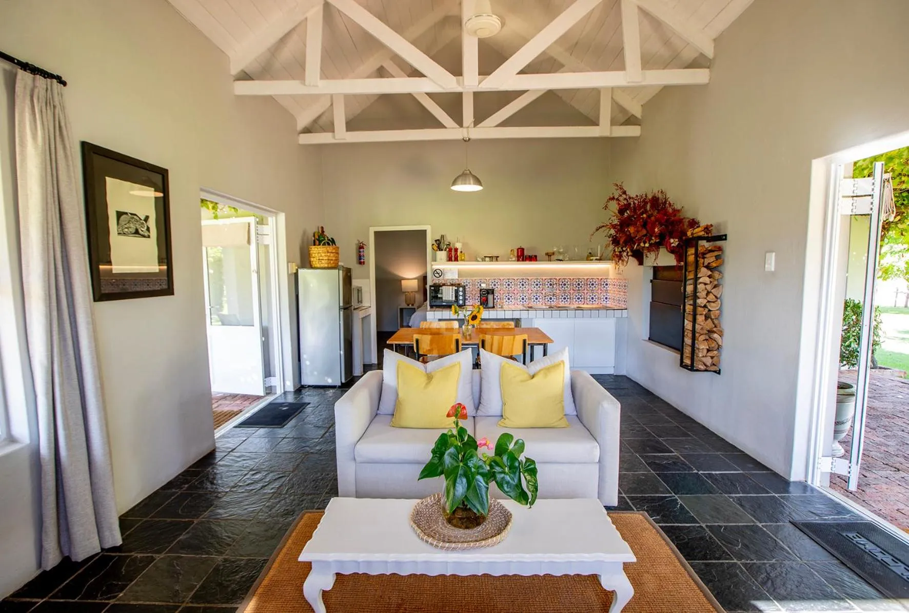 Living room in Saronsberg Vineyard Cottages