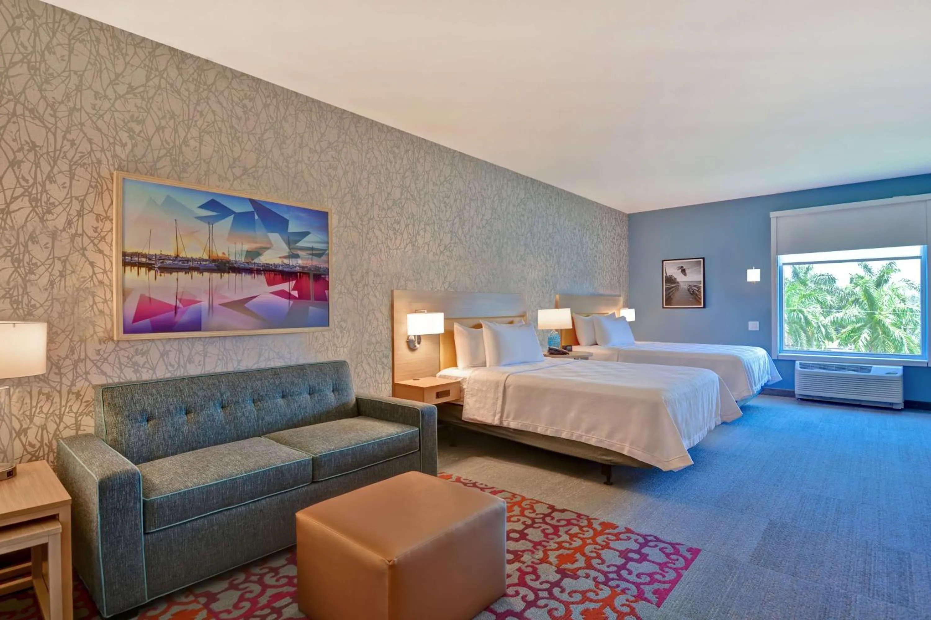 Bed in Home2 Suites By Hilton Naples I-75 Pine Ridge Road