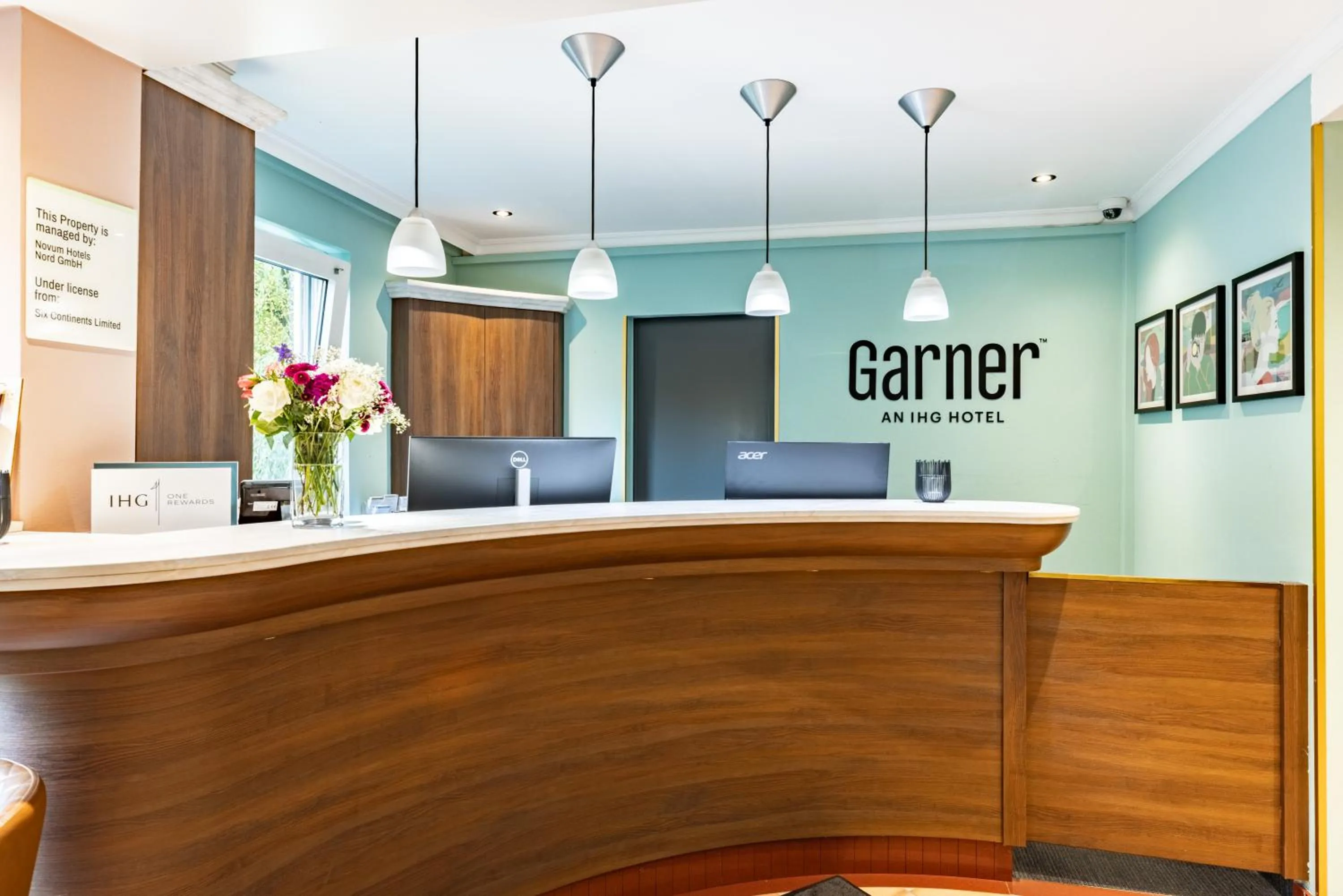 Lobby or reception in Garner Hotel Bremen North by IHG