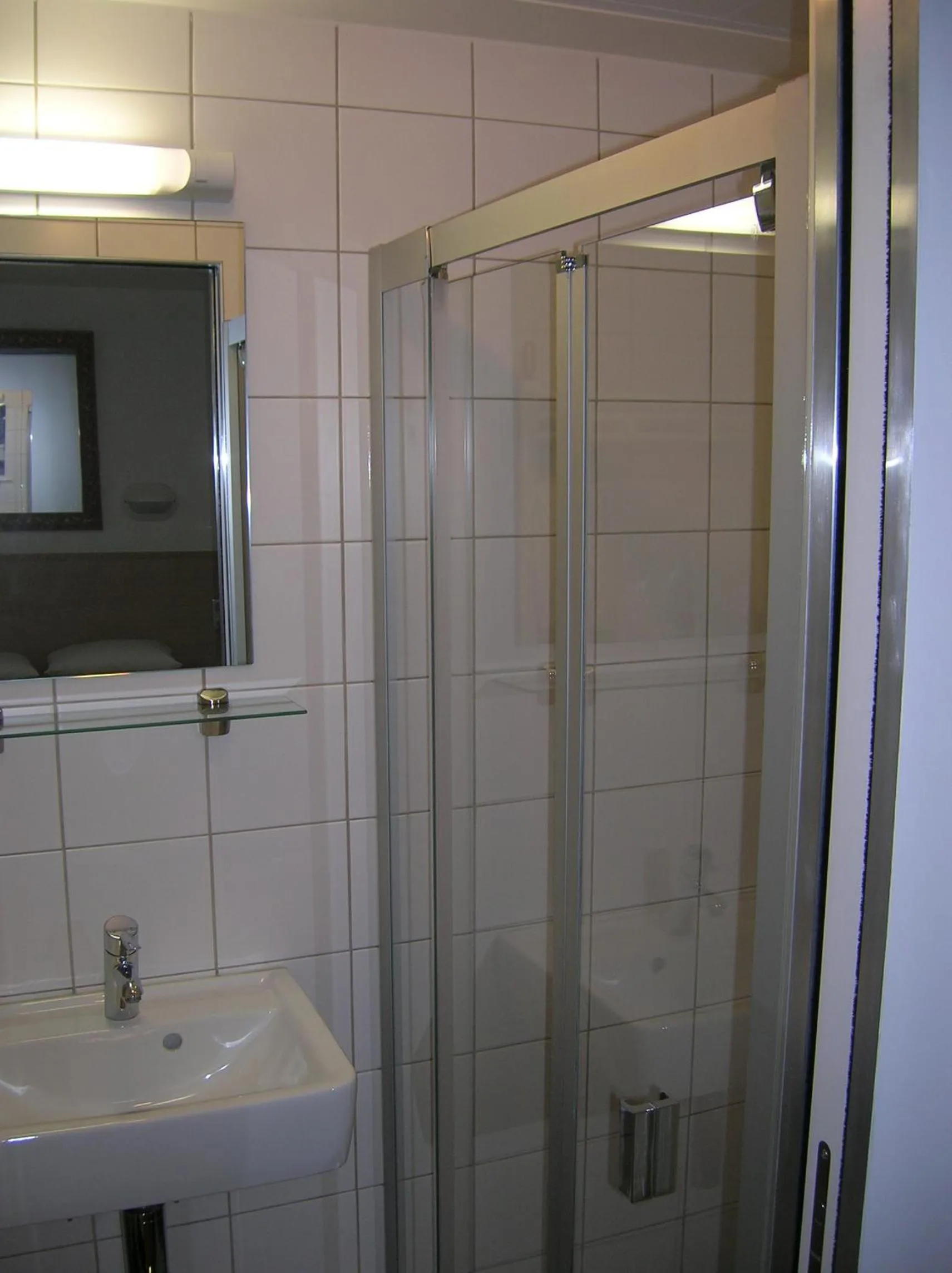 Bathroom in Hotel Darcet