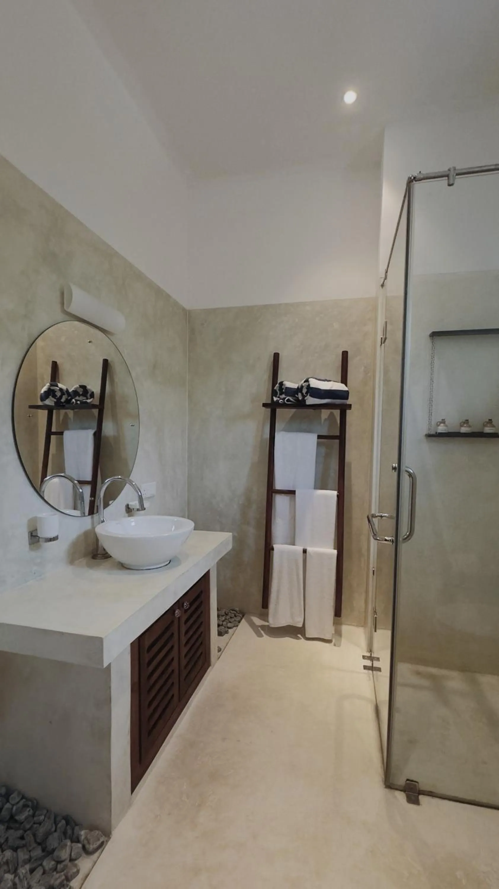 Shower in Palm Garden Ayurveda Resort