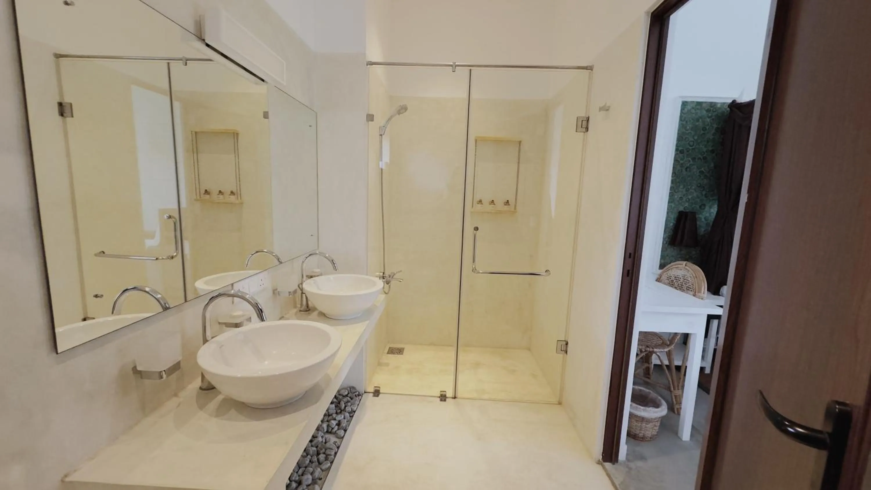 Shower in Palm Garden Ayurveda Resort