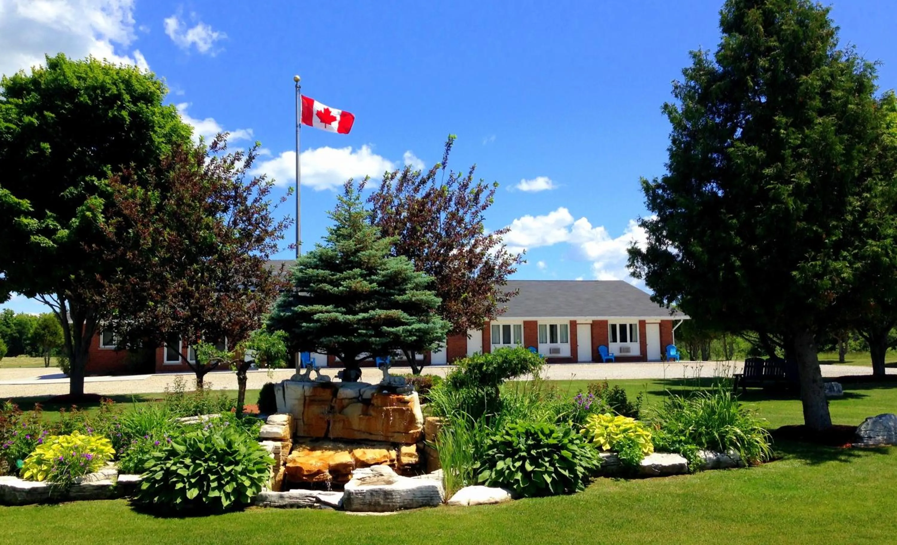 Day in Manitoulin Inn