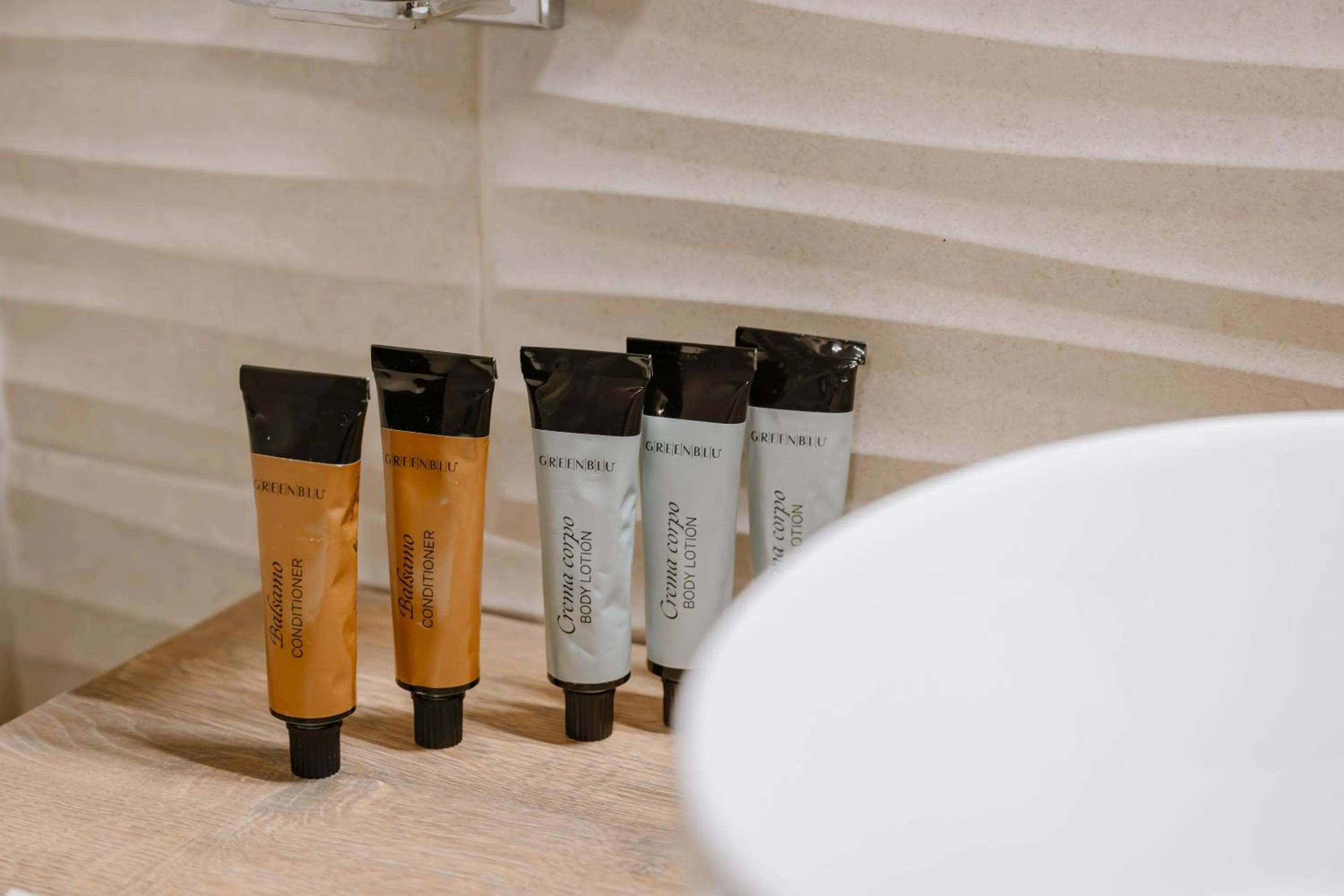 Bathroom in Armon Greenblu Hotel & Wellness