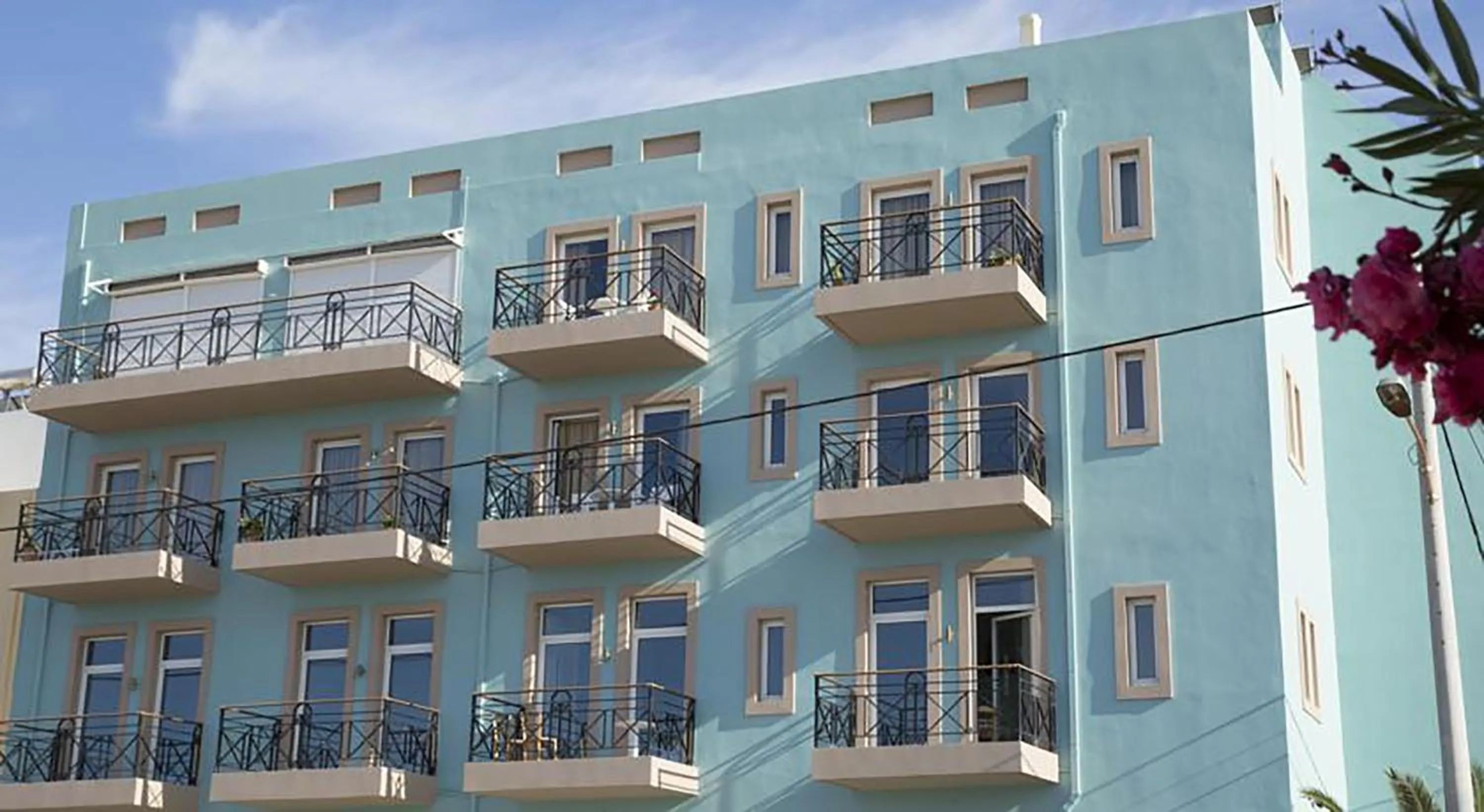 Facade/entrance in Aqua Marina