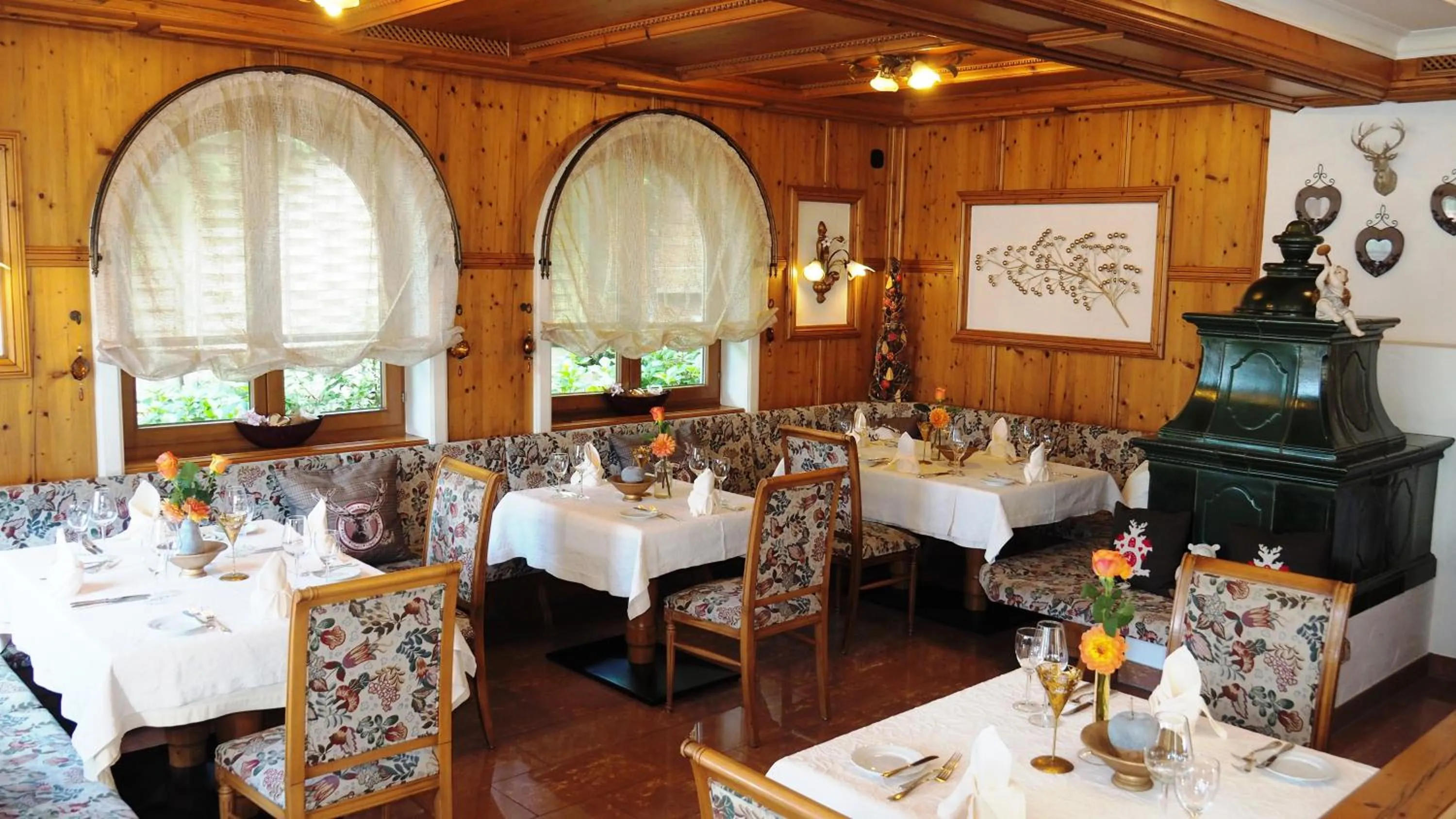 Restaurant/places to eat in Hotel Schwarzenbergs Traube
