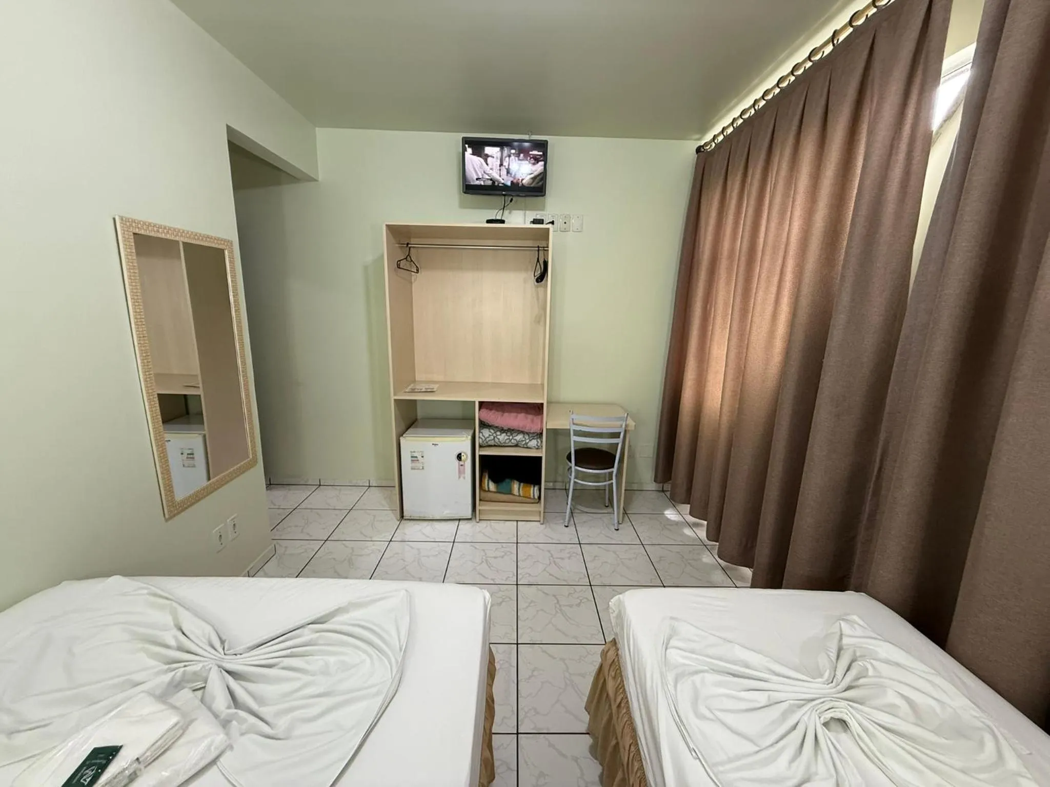 Bedroom, Bed in Oasis Chartouni Hotel