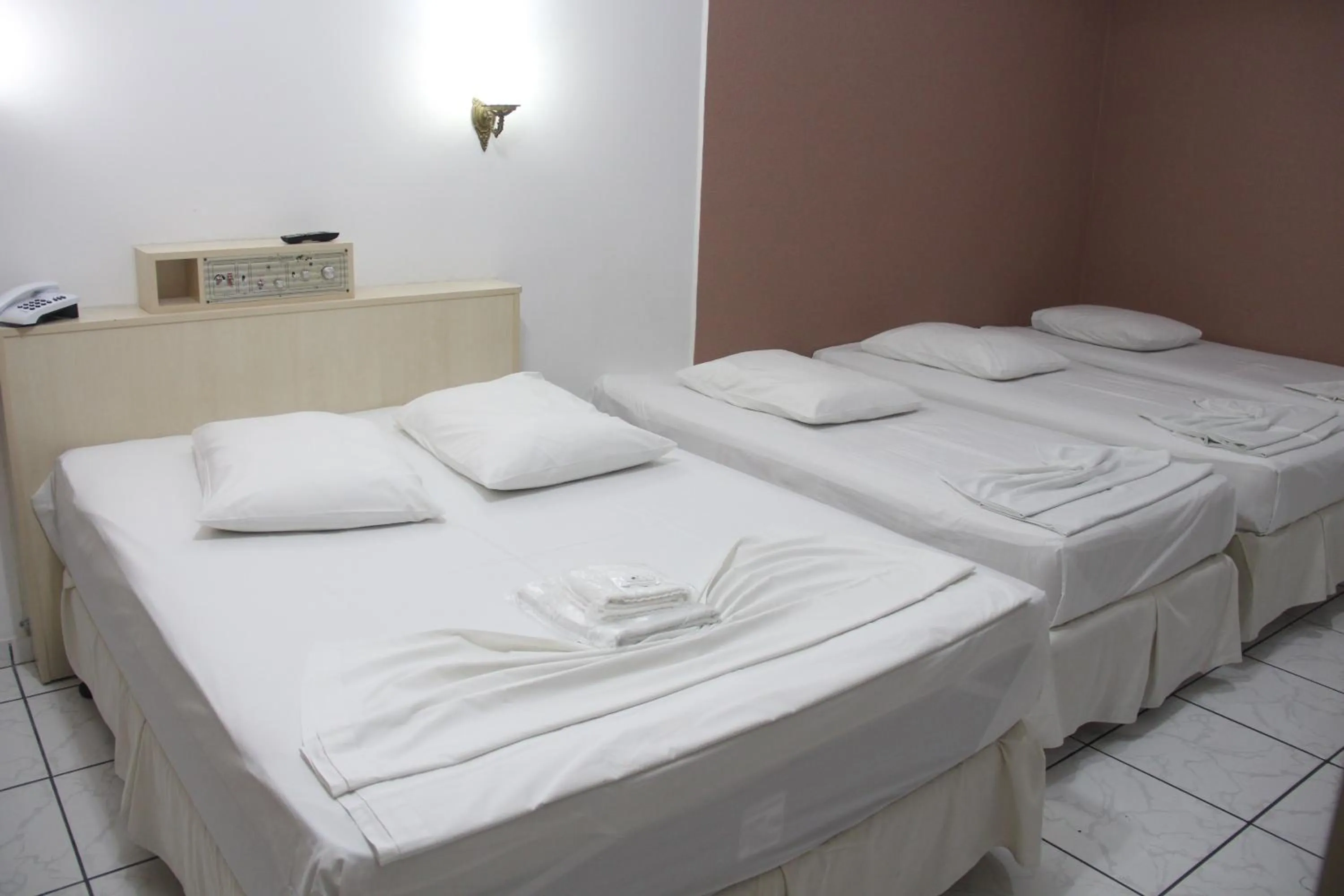 Bedroom, Bed in Oasis Chartouni Hotel