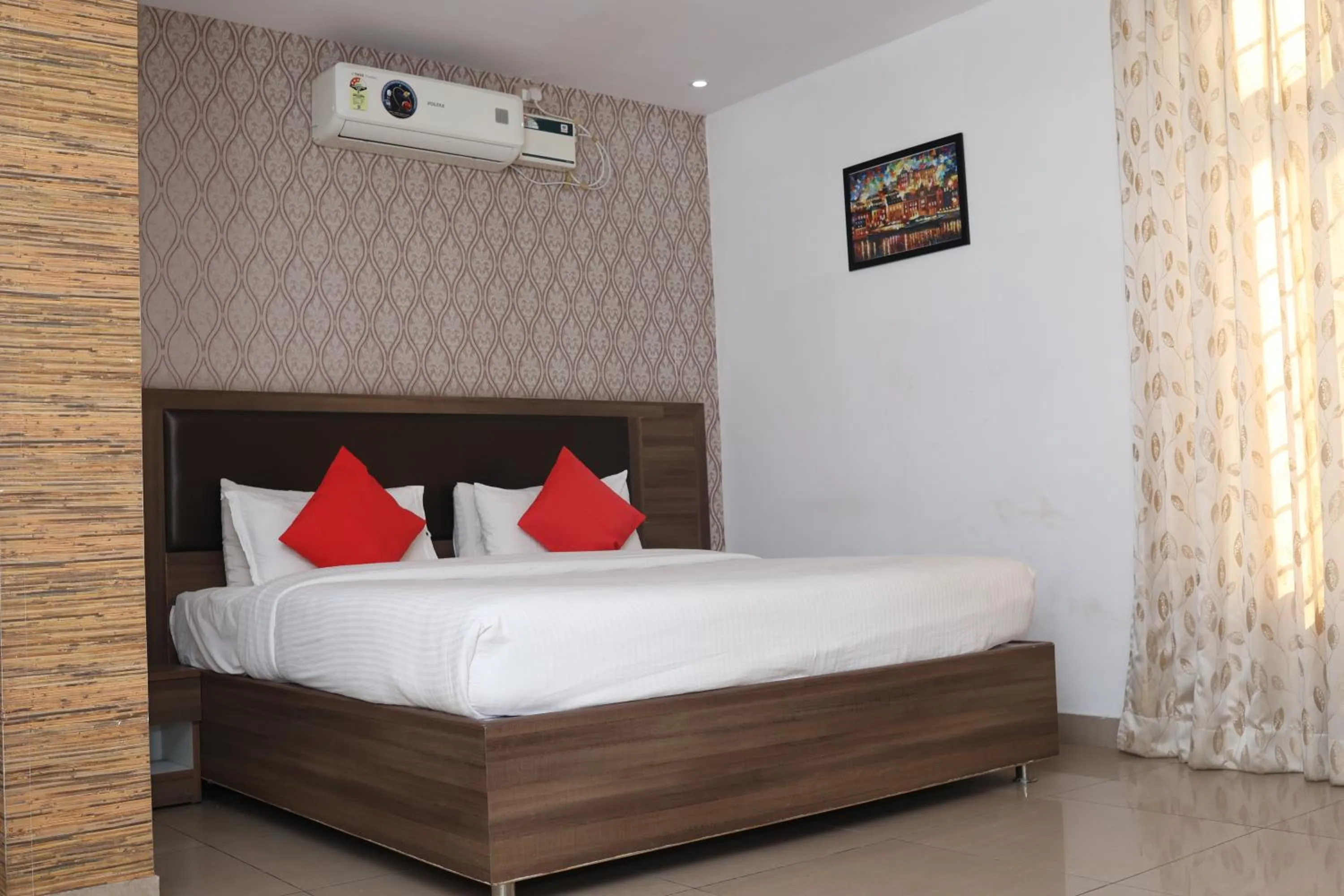 Bed in Victory Grand Attibele