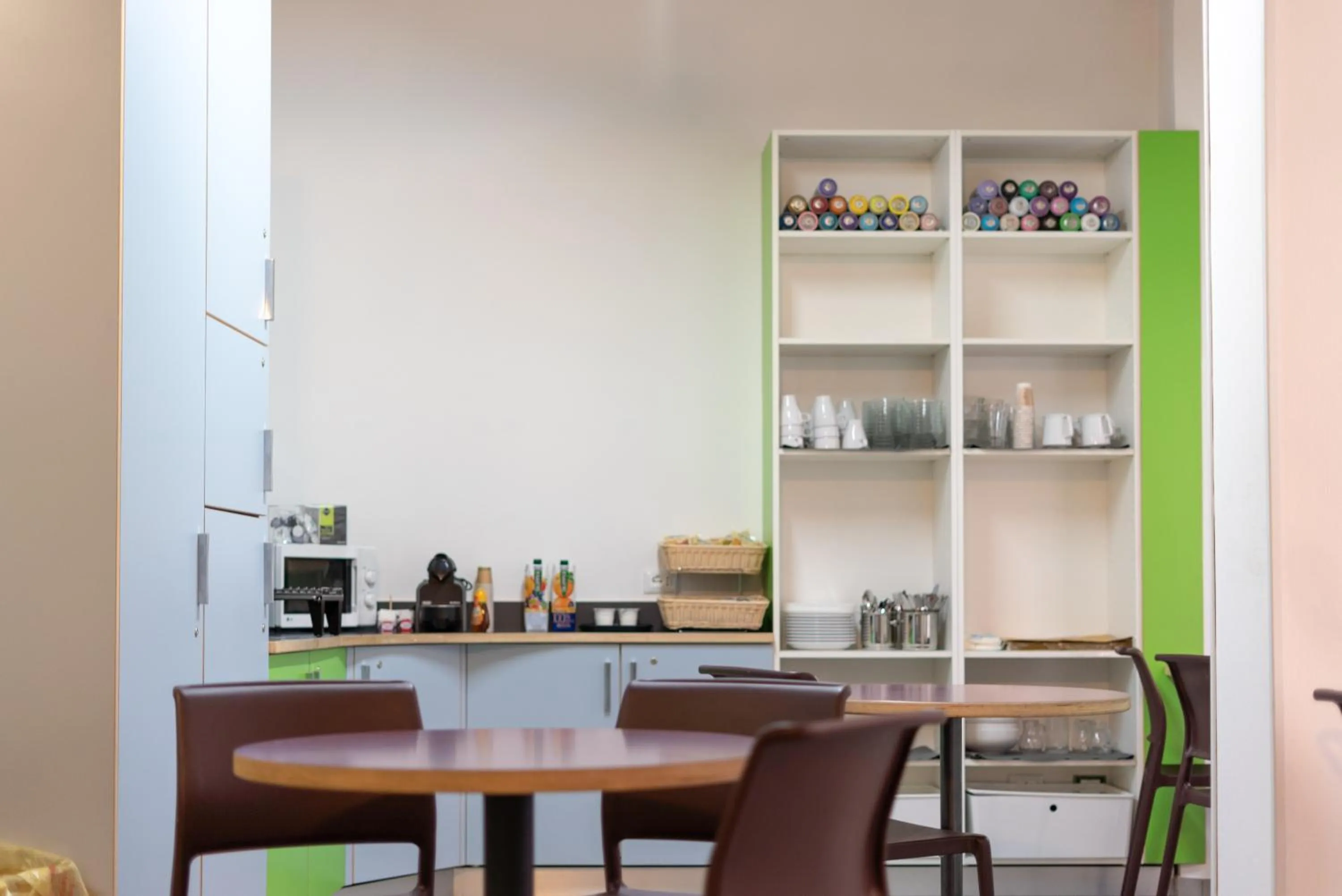 Communal lounge/ TV room in LUOGO COMUNE Ostello