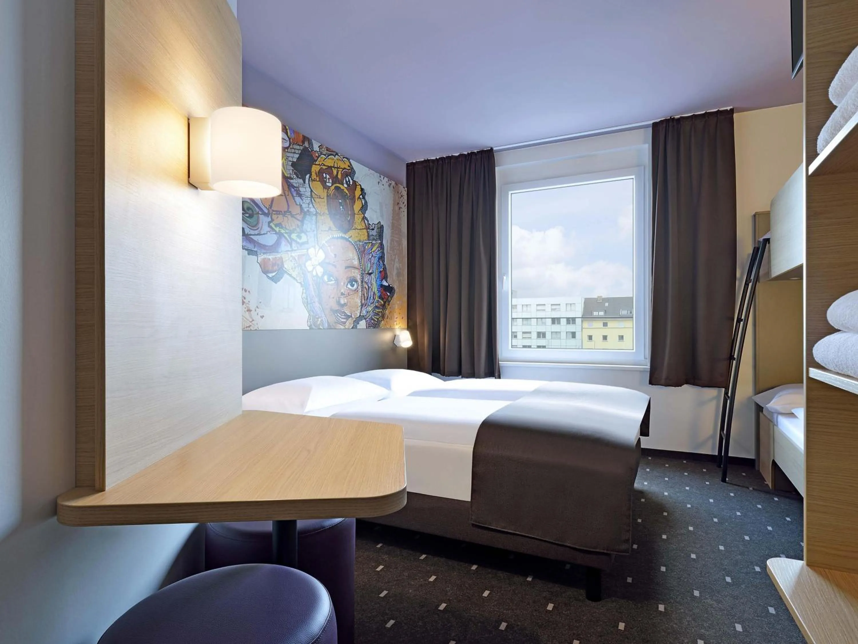 Bed in B&B Hotel Köln-Ehrenfeld