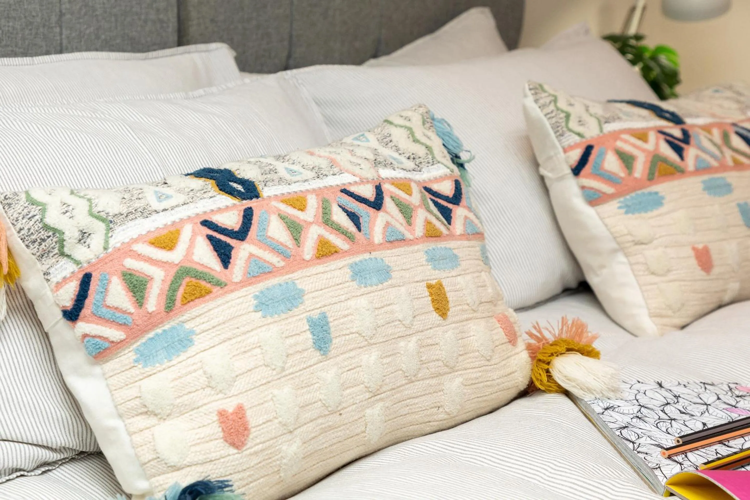 Bedroom, Bed in The Hideaway