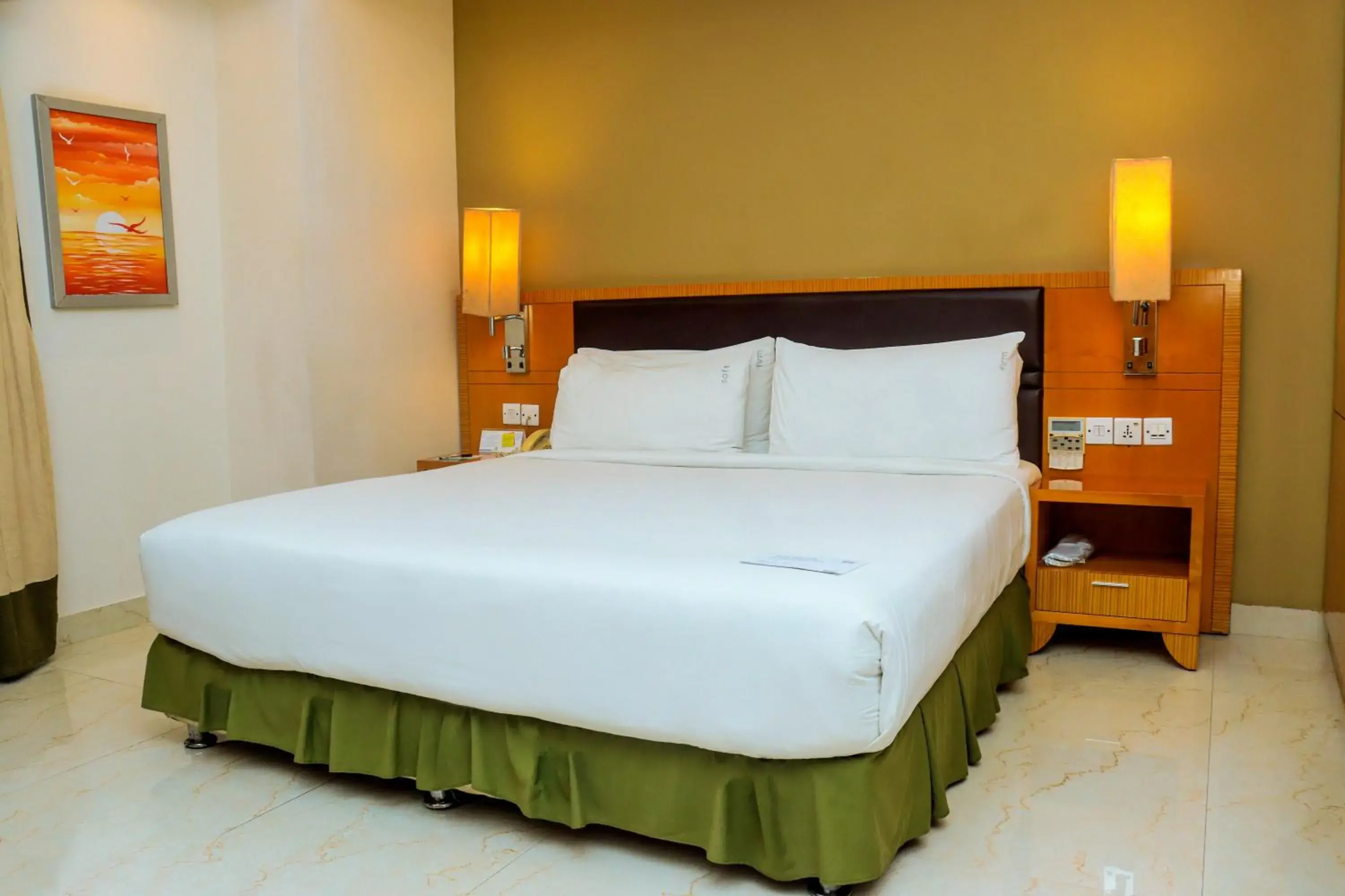 Standard Double Room in Holiday Inn Dar Es Salaam by IHG Standard Double Room in Holiday Inn Dar Es Salaam by IHG