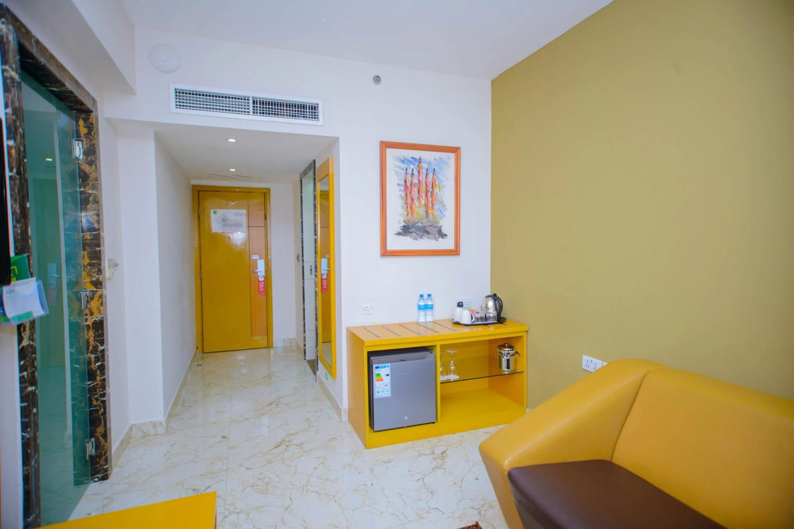 Living room in Holiday Inn Dar Es Salaam by IHG