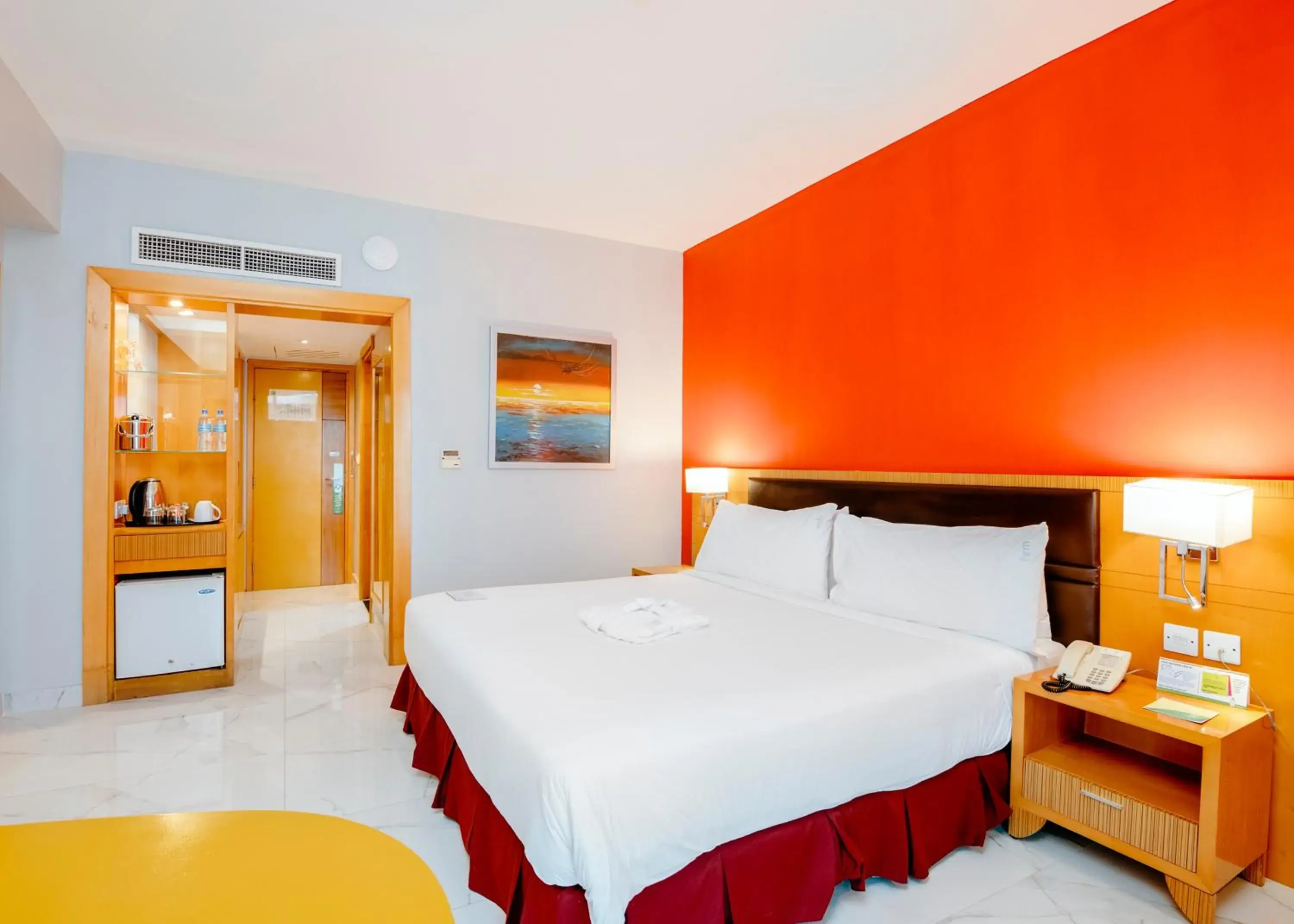 Premium Double Room - Lounge Access in Holiday Inn Dar Es Salaam by IHG Premium Double Room - Lounge Access in Holiday Inn Dar Es Salaam by IHG