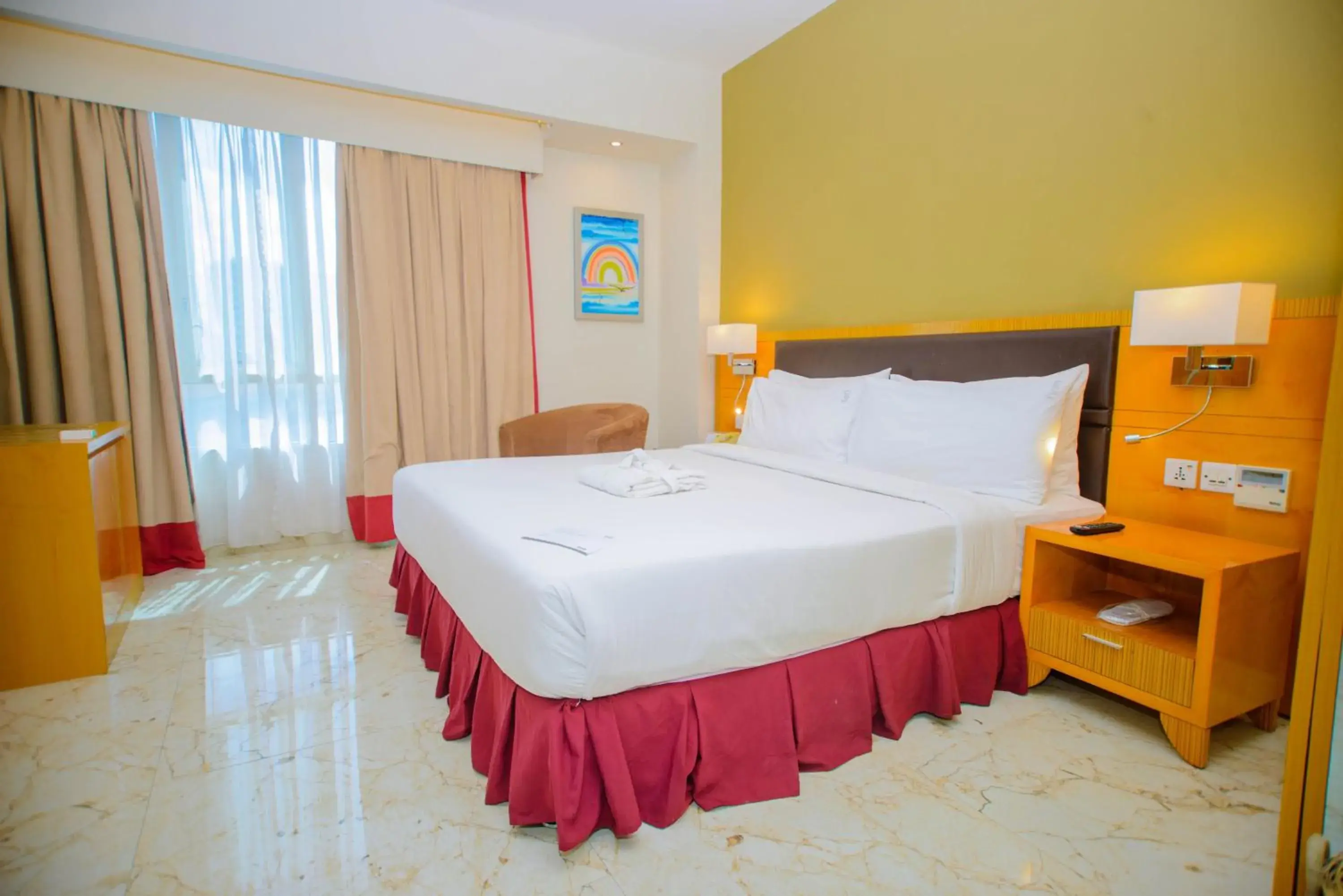 One-Bedroom Suite with Sofa Bed - Smoking in Holiday Inn Dar Es Salaam by IHG One-Bedroom Suite with Sofa Bed - Smoking in Holiday Inn Dar Es Salaam by IHG