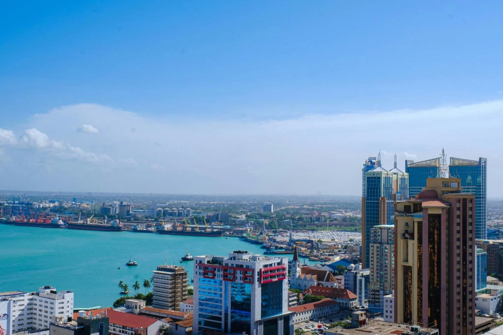 Area and facilities in Holiday Inn Dar Es Salaam by IHG