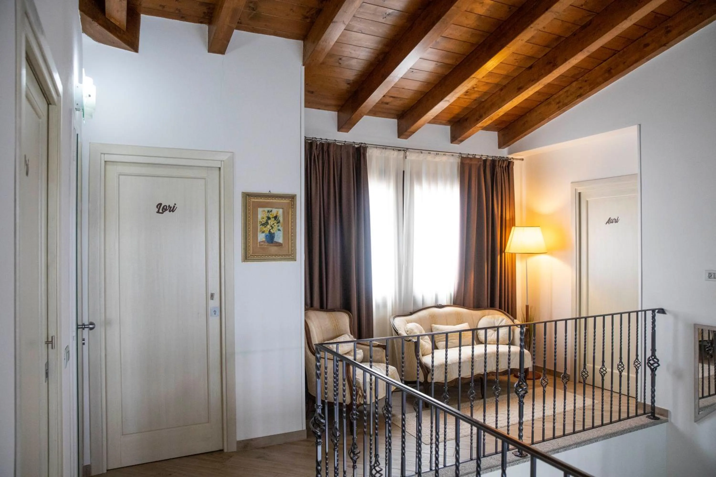 Bed in Irilor Luxury B&B