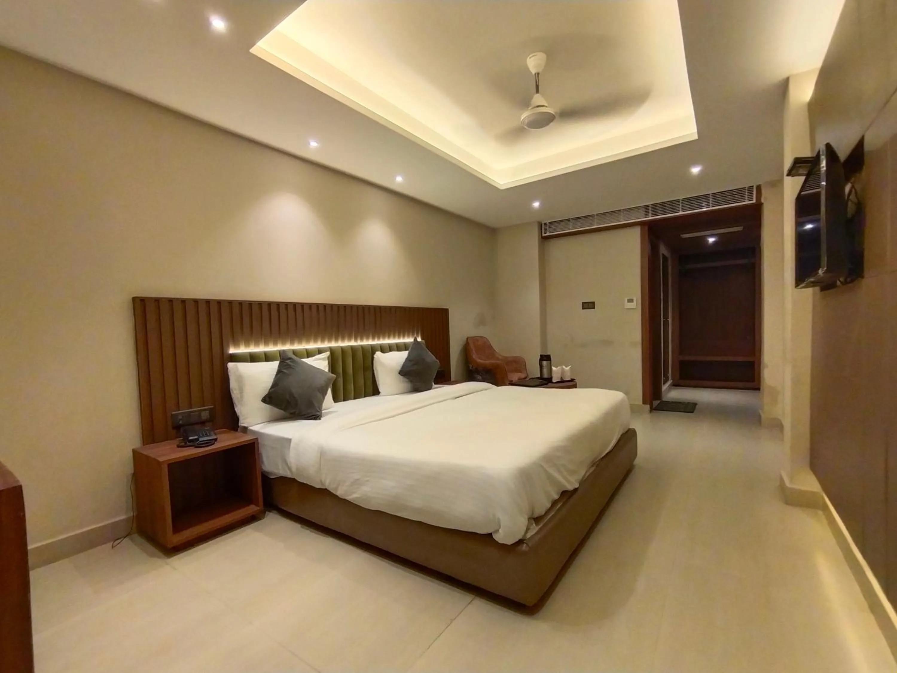 Bed in Hotel Gagan Plaza