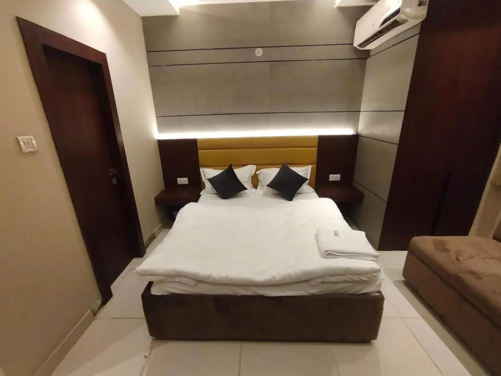 Bed in Hotel Gagan Plaza