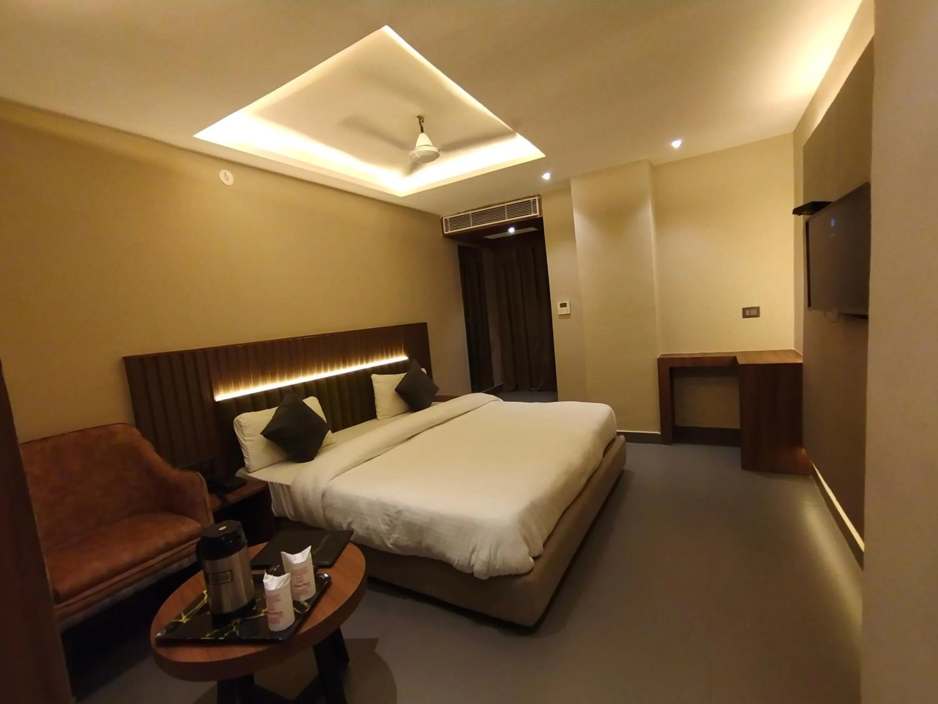 Bed in Hotel Gagan Plaza