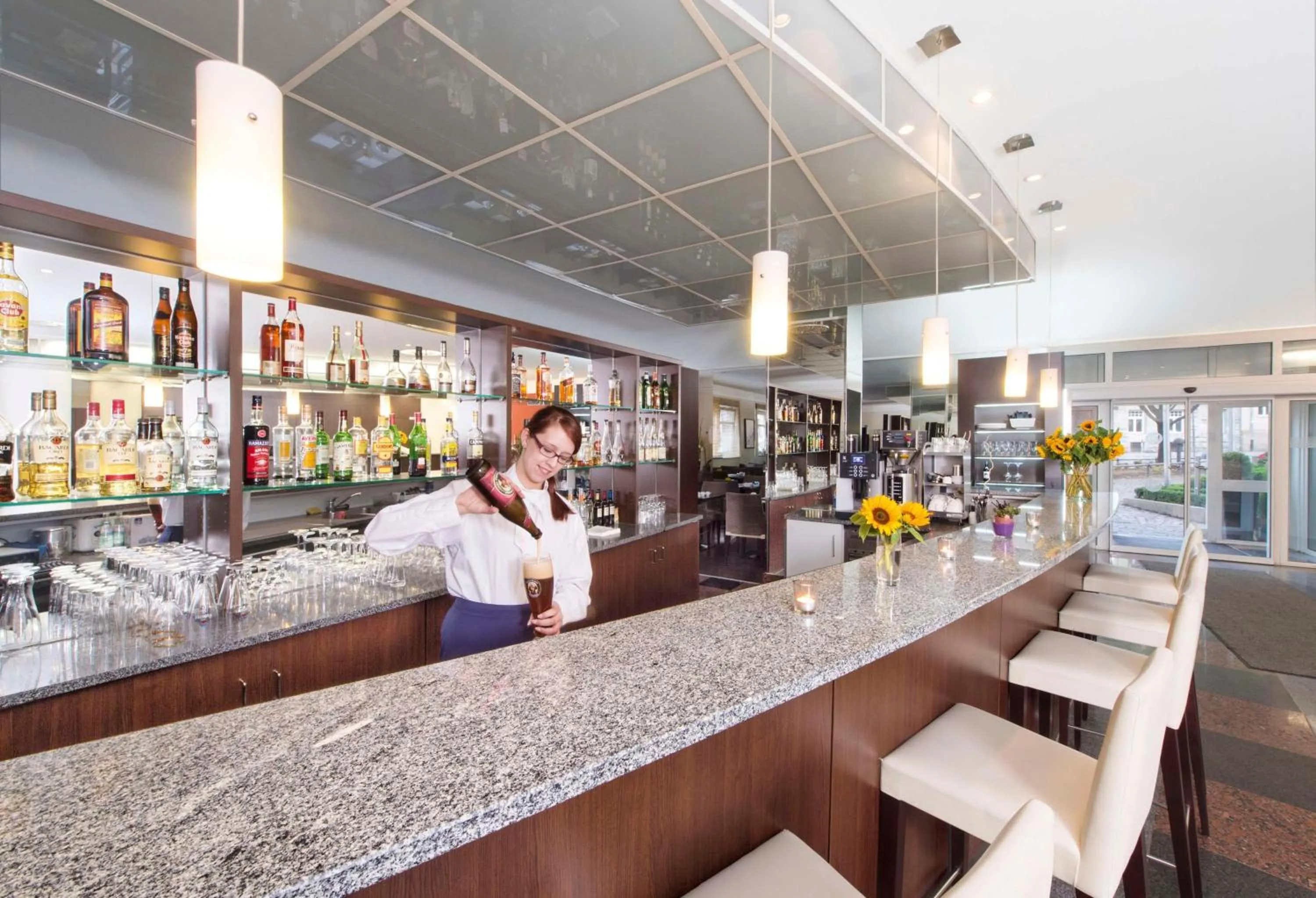 Lounge or bar in NH Fürth Nürnberg