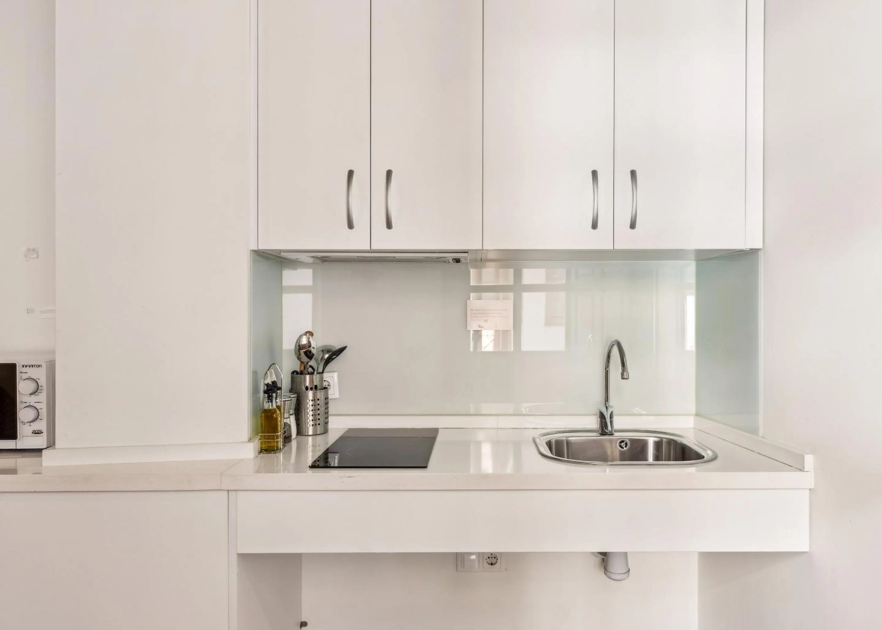 Kitchen or kitchenette in Limehome Cordoba Calle Pozanco - City Center