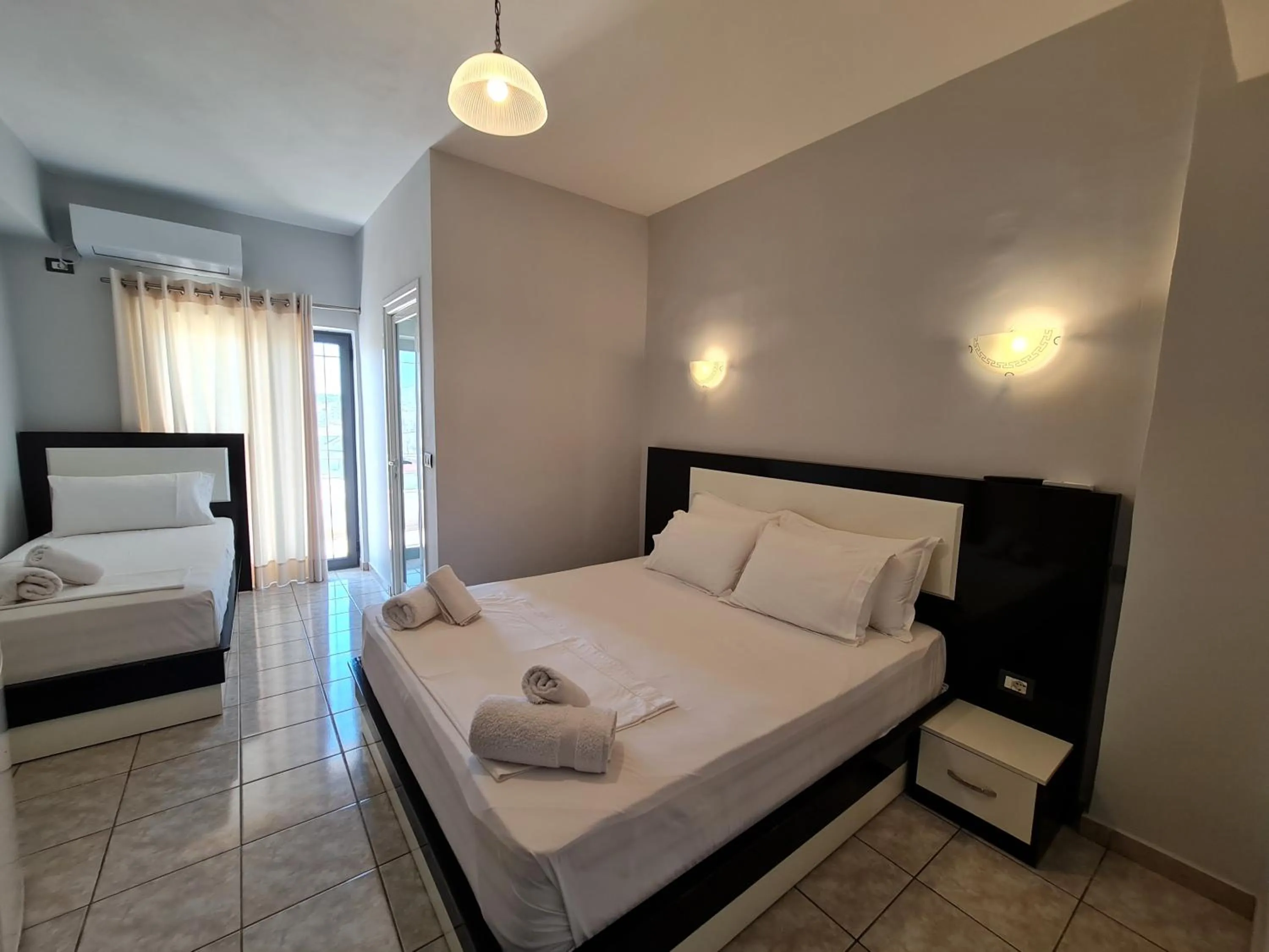 Bedroom, Bed in Hotel Ardiani