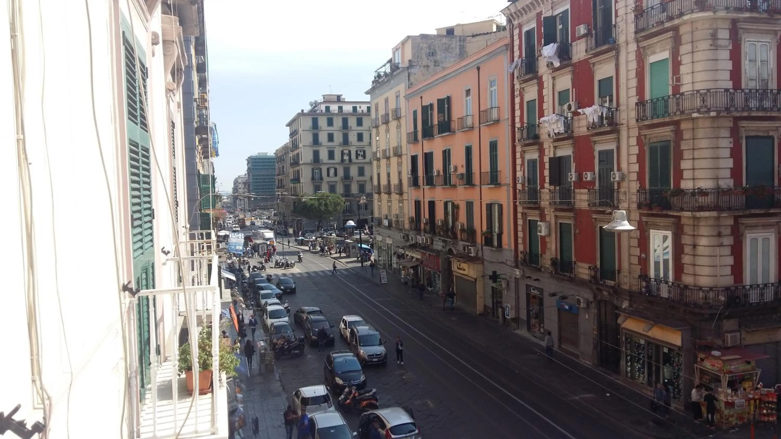 Neighbourhood in Thousand Colors