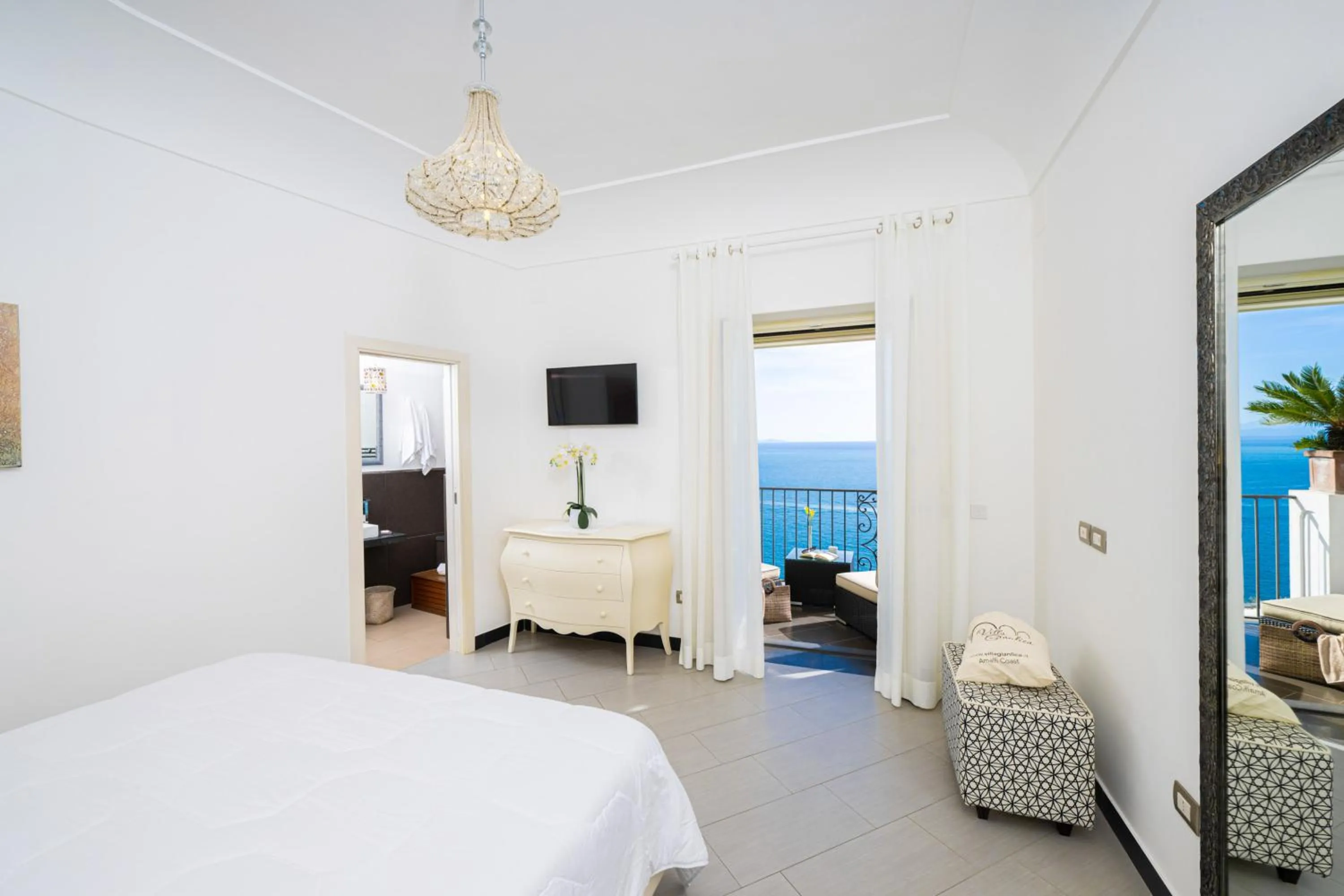 Bed in Villa Gianlica