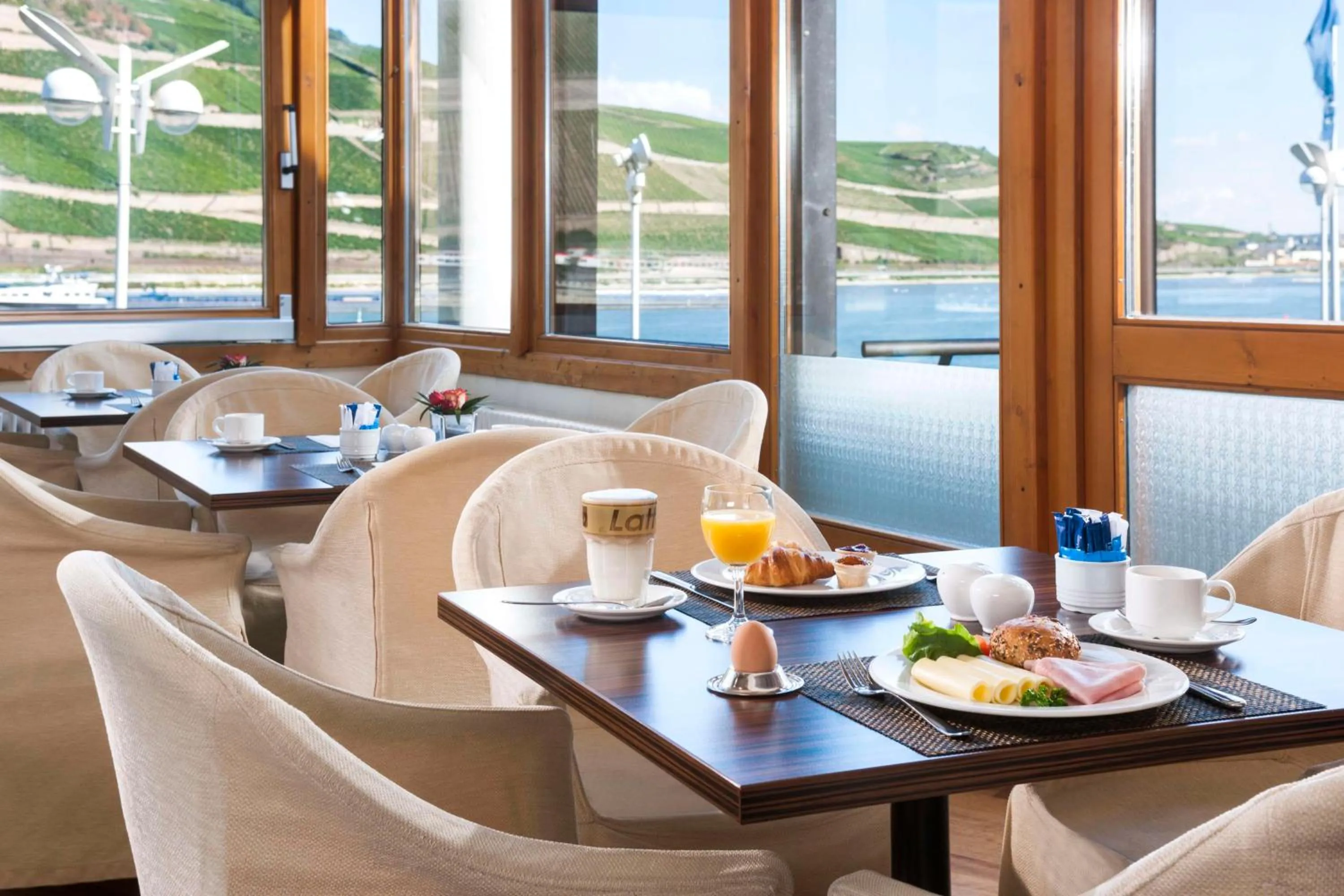 Food and drinks in NH Bingen